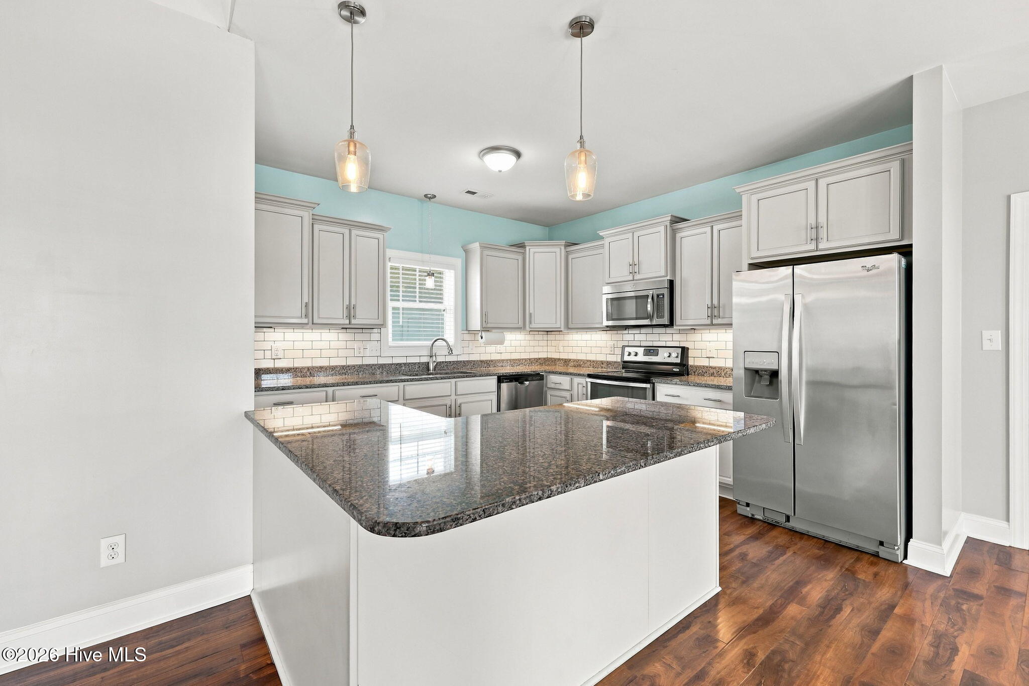 200 Kimberly Court Property Photo 8