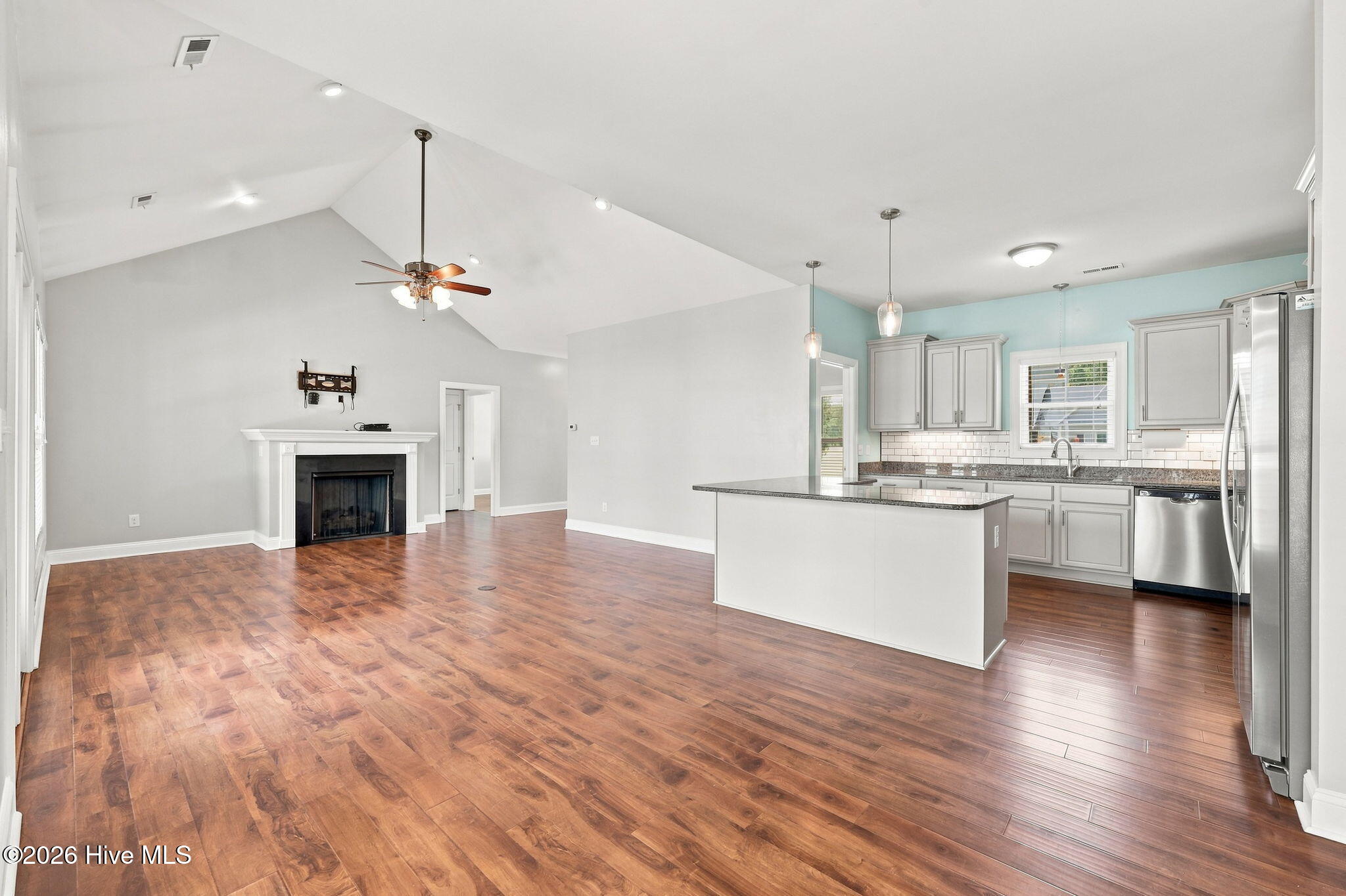 200 Kimberly Court Property Photo 12