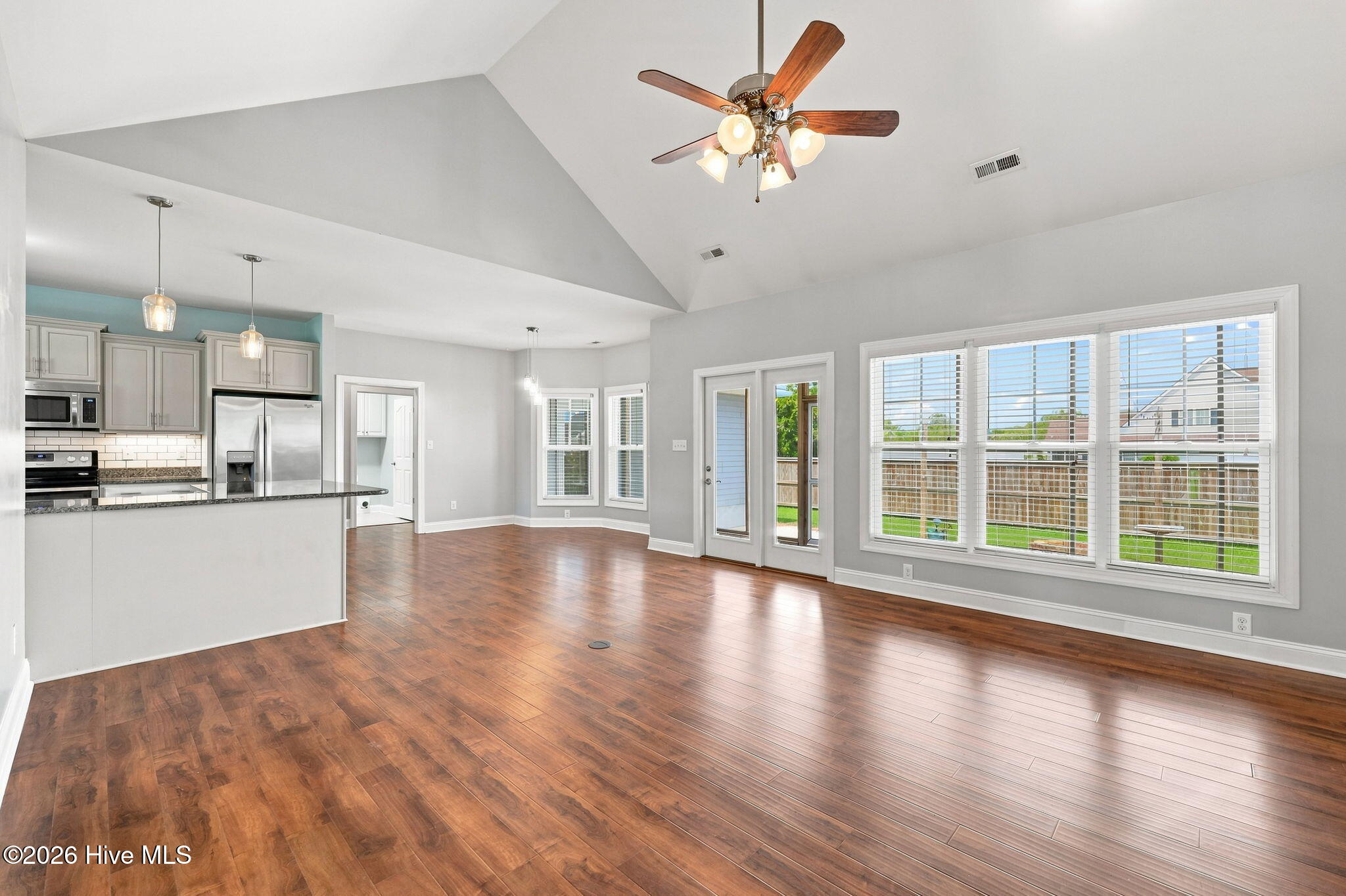200 Kimberly Court Property Photo 16