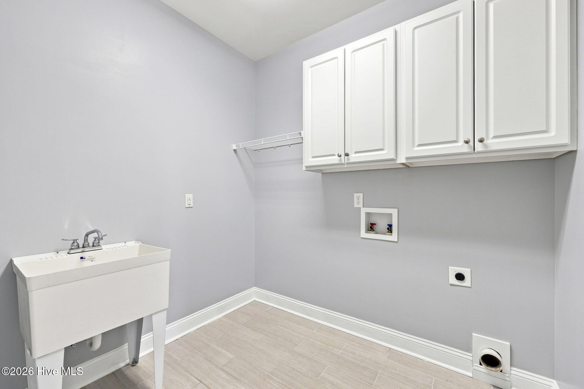 200 Kimberly Court Property Photo 19