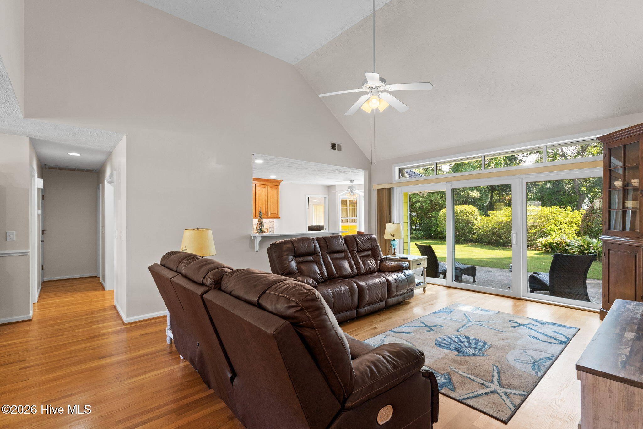 917 Wedge Pointe Drive Property Photo 14