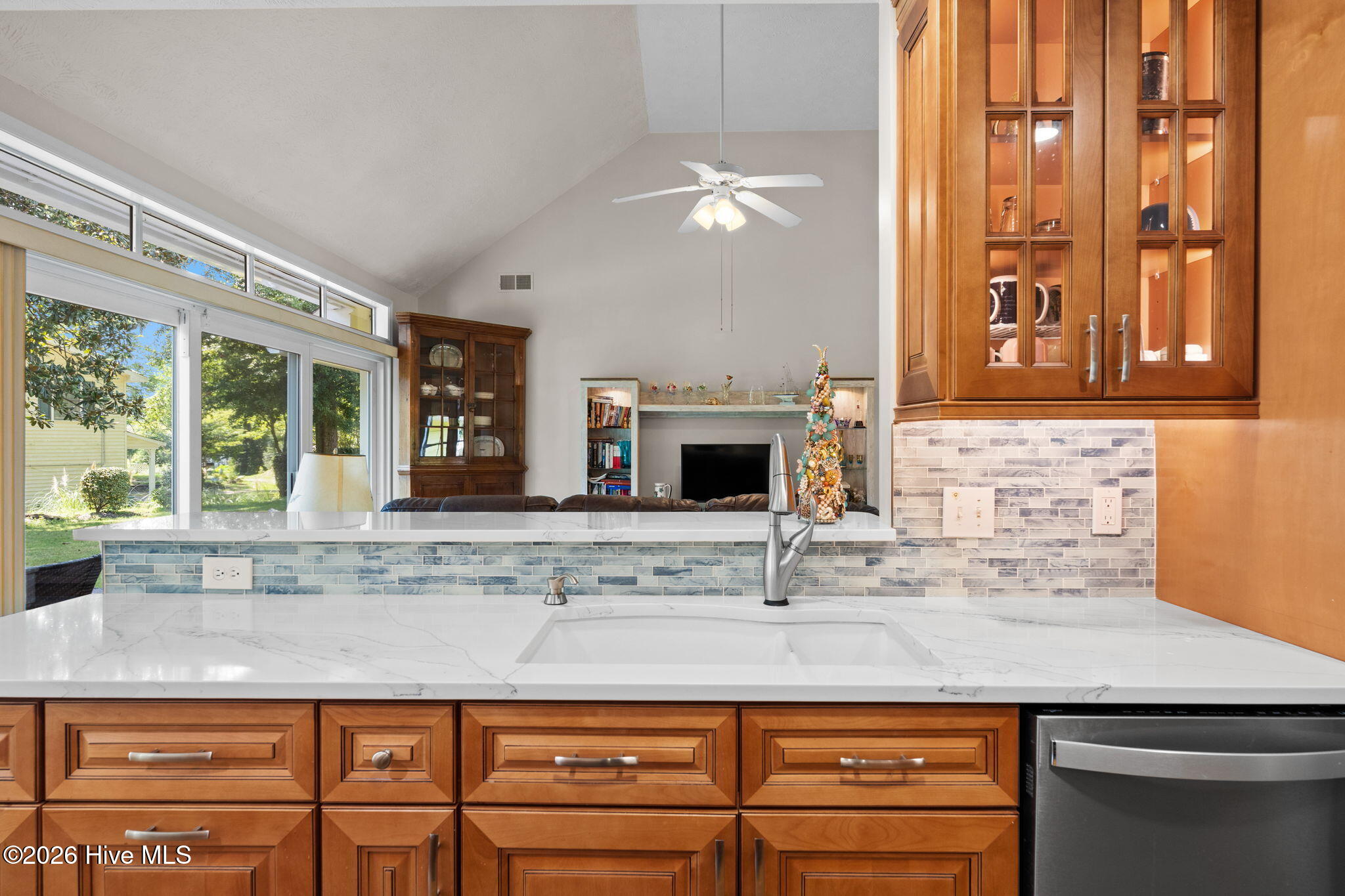 917 Wedge Pointe Drive Property Photo 19