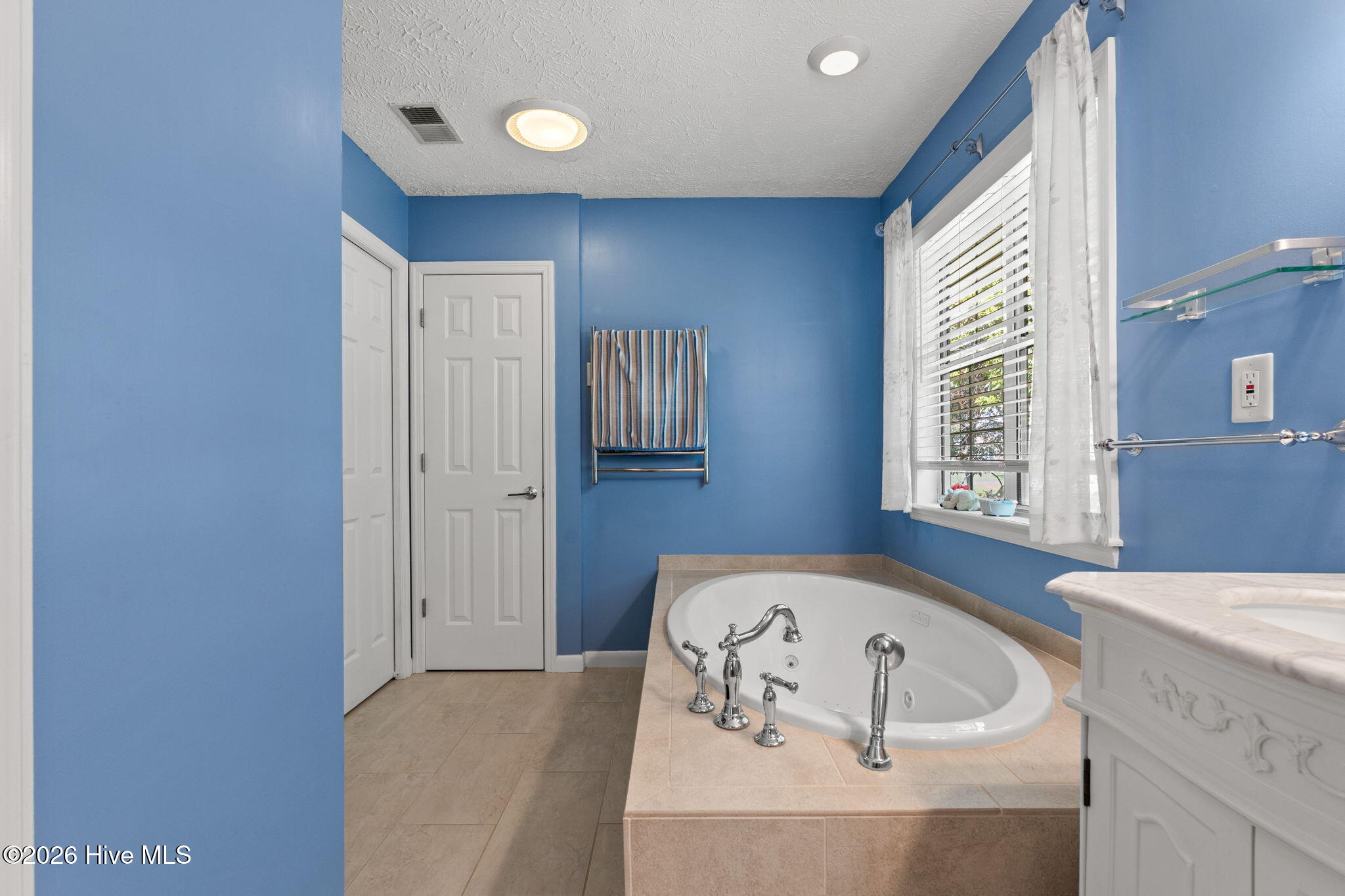 917 Wedge Pointe Drive Property Photo 33