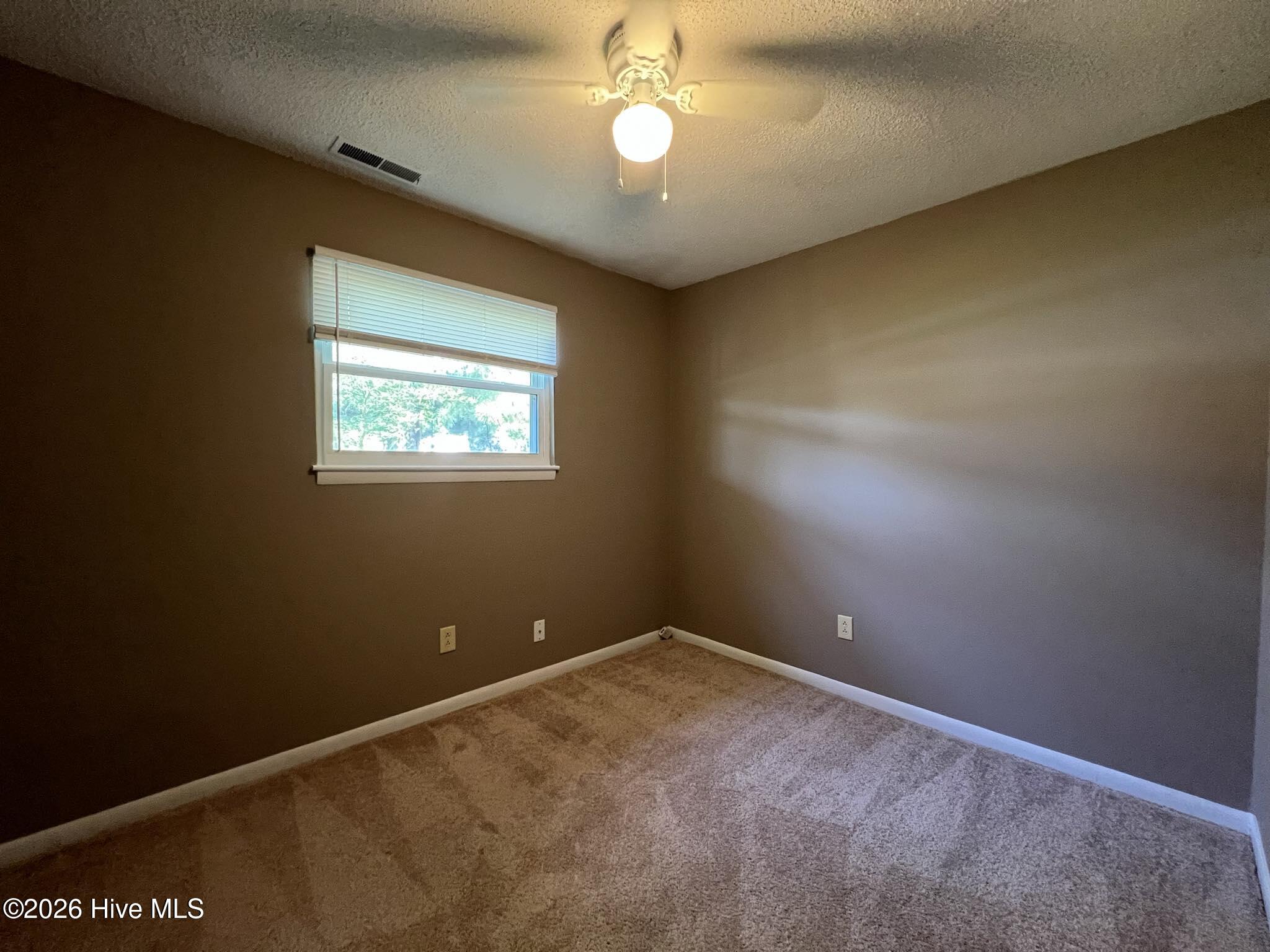 504 Holly Court Property Photo 12