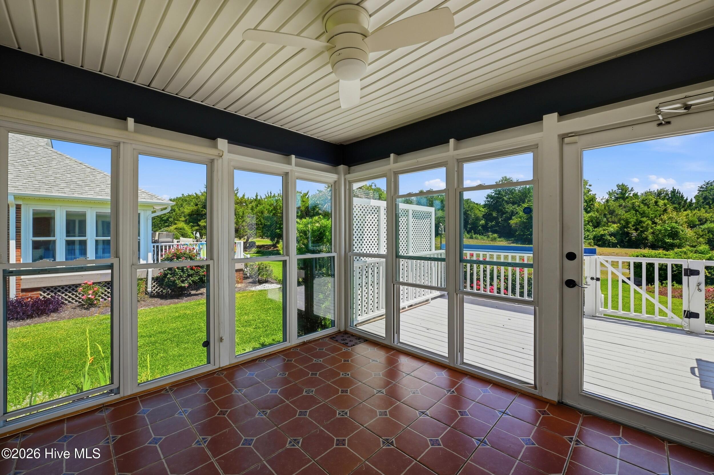 702 Tiara Drive Property Photo 16