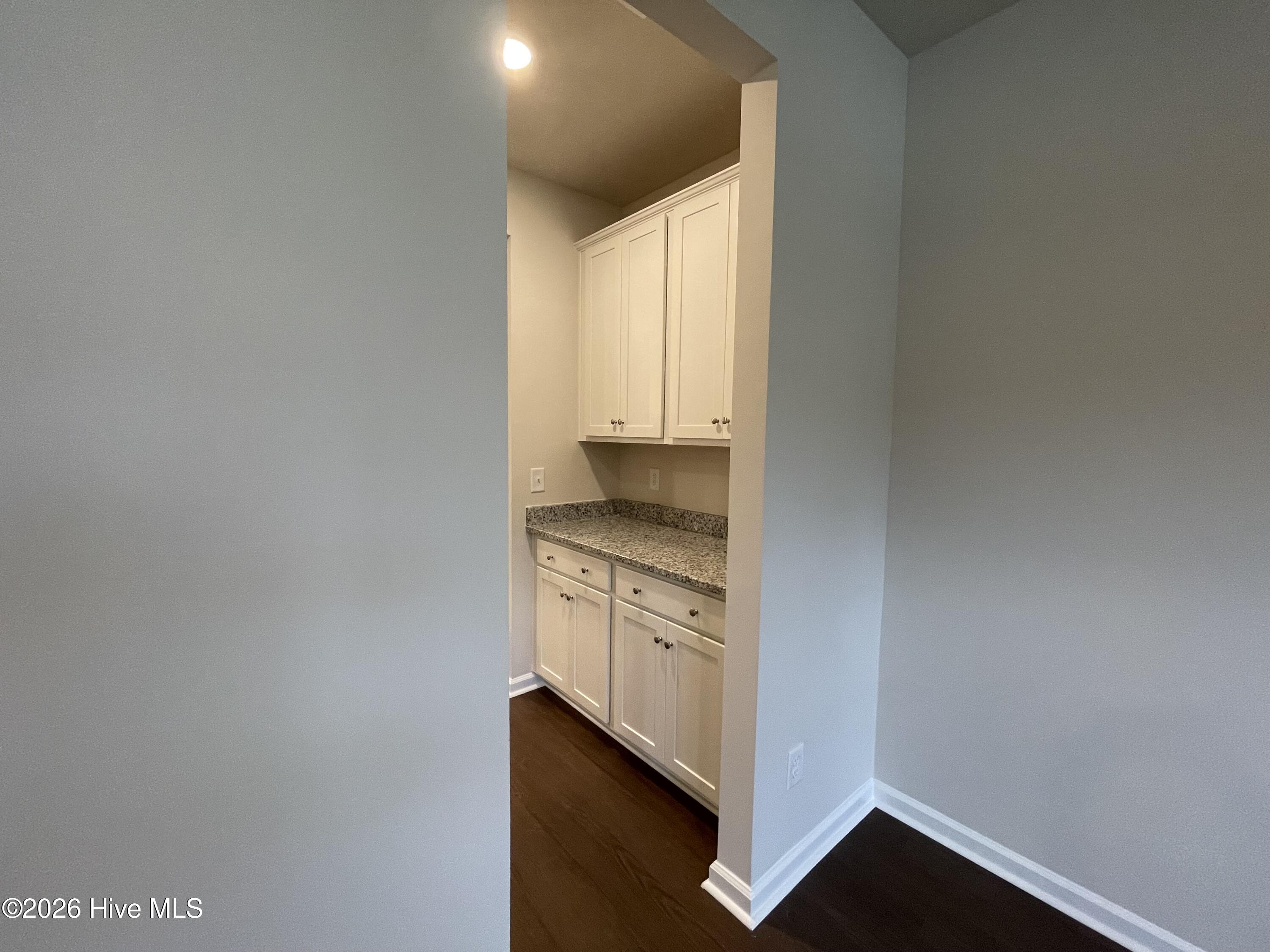 4206 Whitehouse Street Property Photo 9