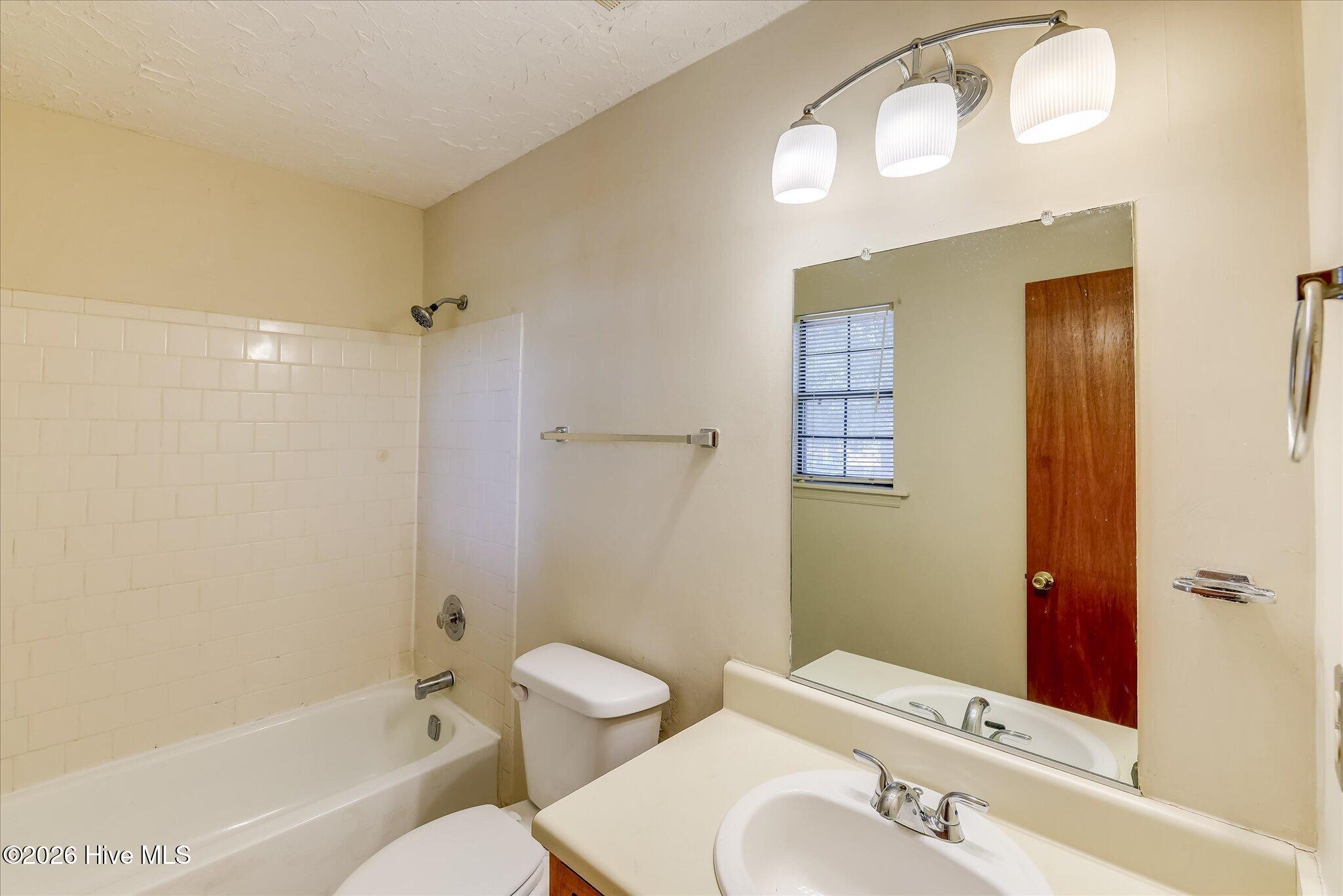 2326 Rutherford Avenue Property Photo 24