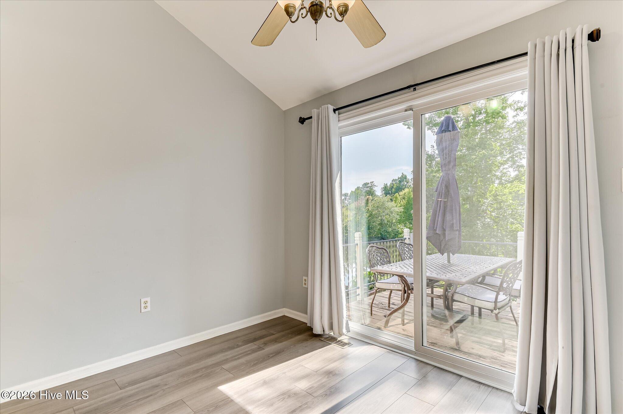 599 Blue Ridge Crossing Property Photo 18
