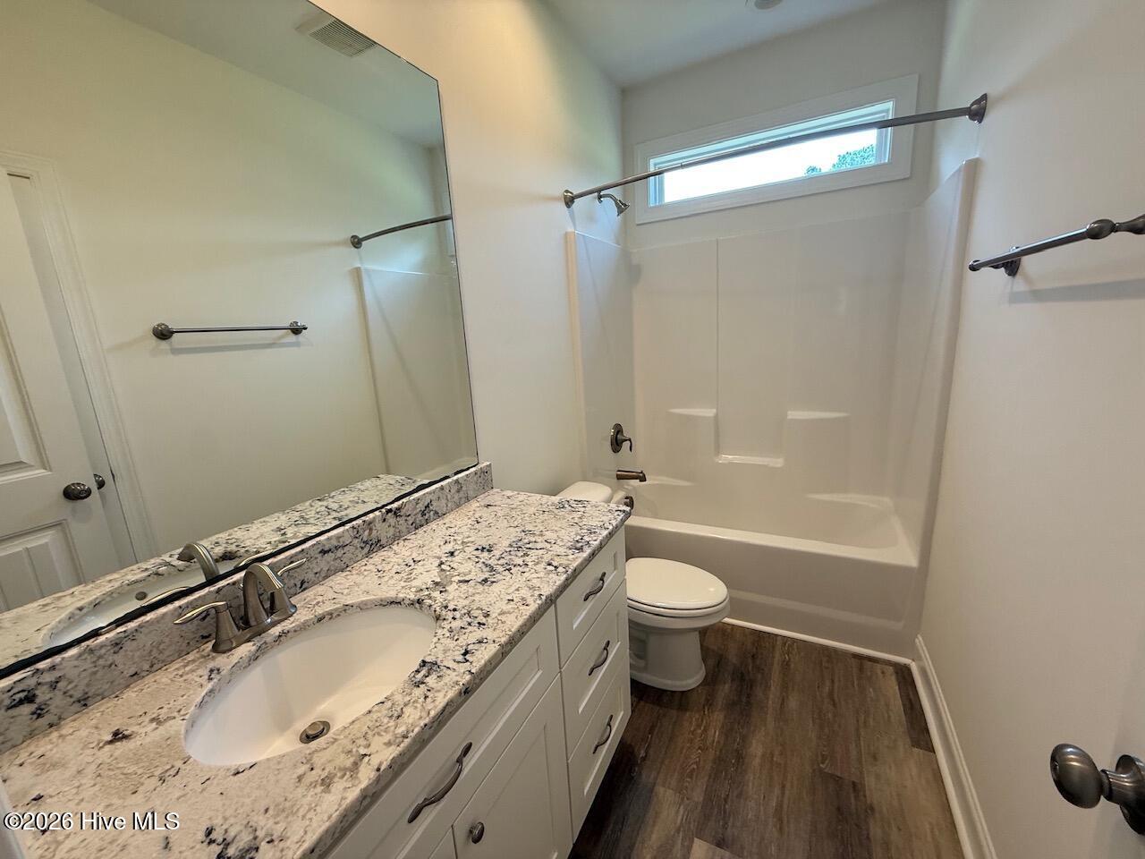 1304 Old Folkstone Road Property Photo 13