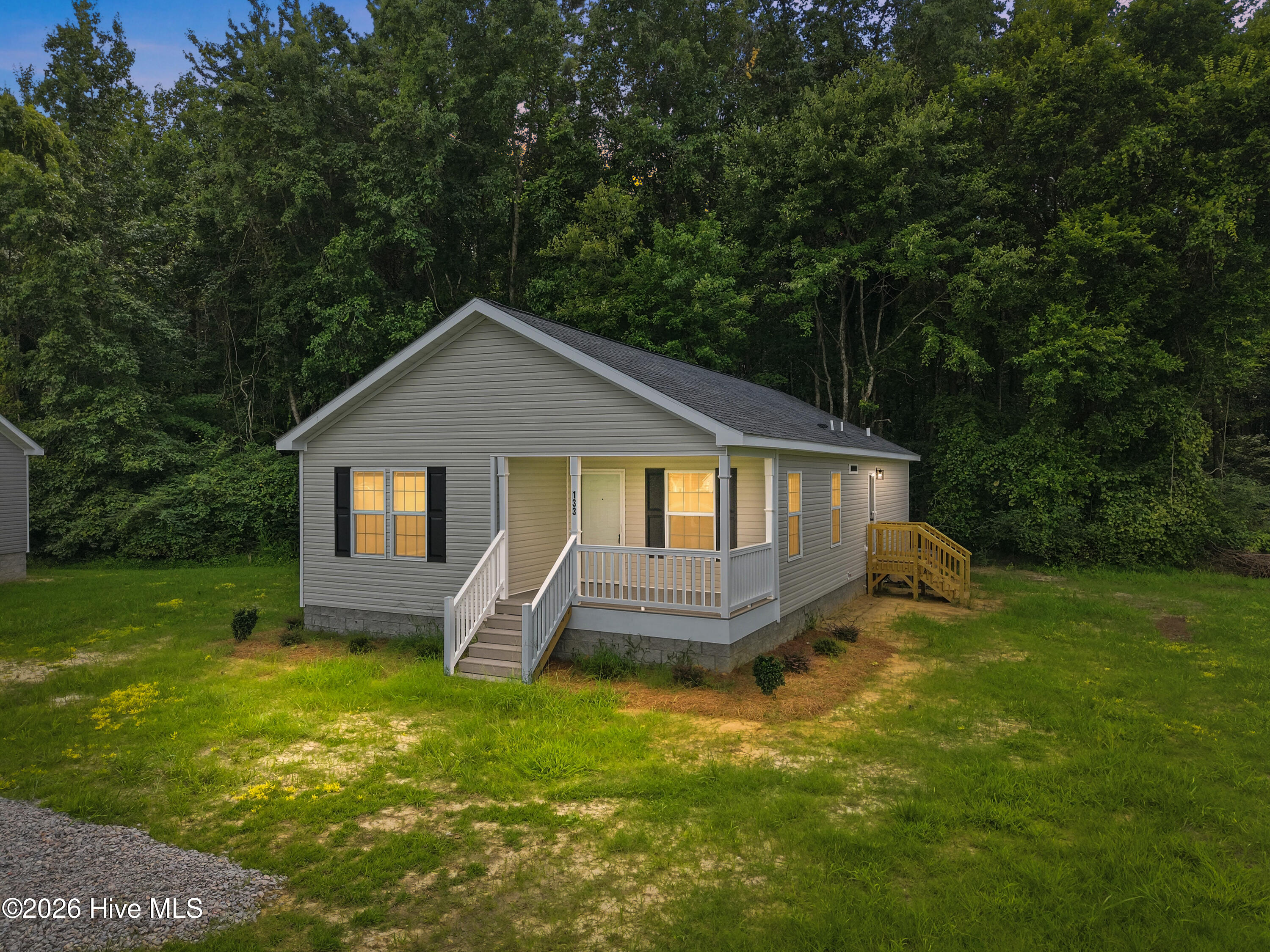 133 Pinewood Drive Property Photo 1