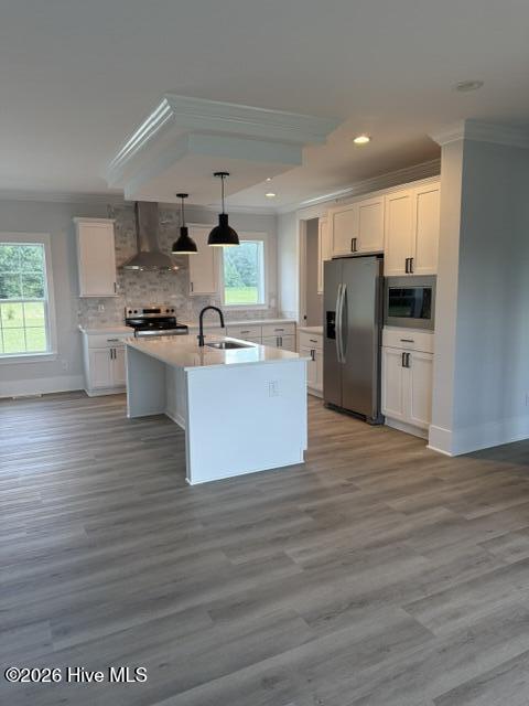 5570 River Road Property Photo 4