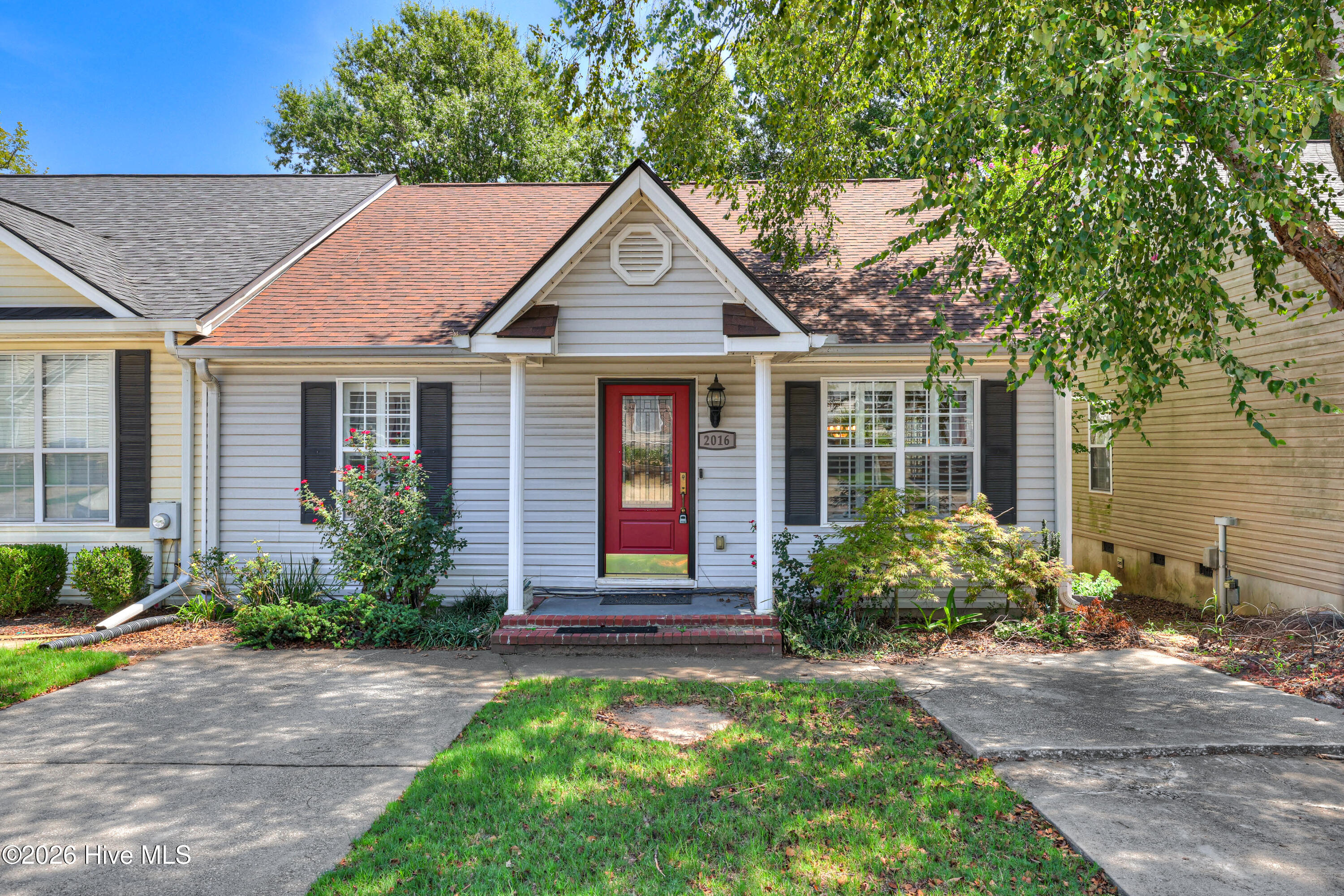 2016 Destin Lane Property Photo 4