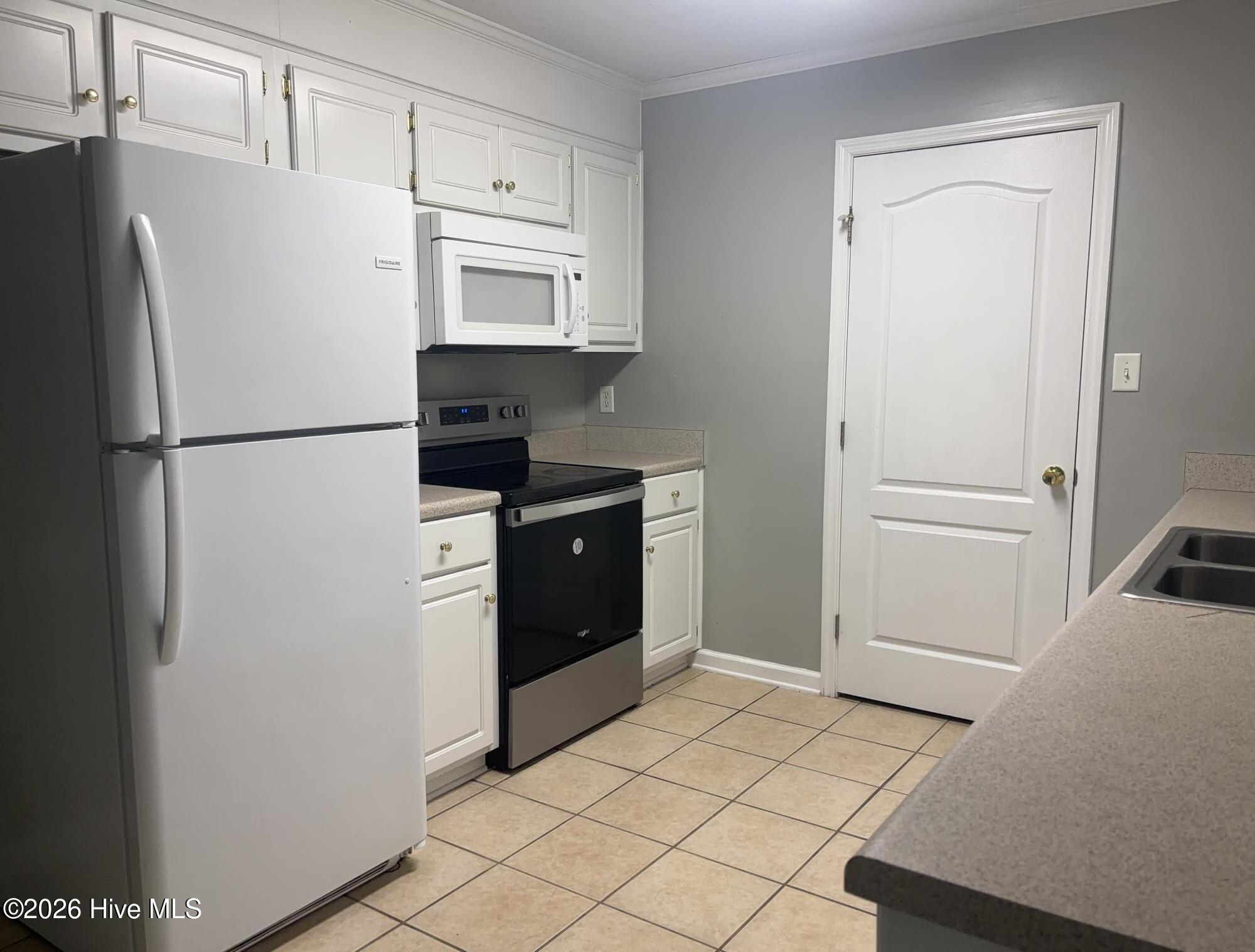 4007 Rosedale Place Property Photo 6