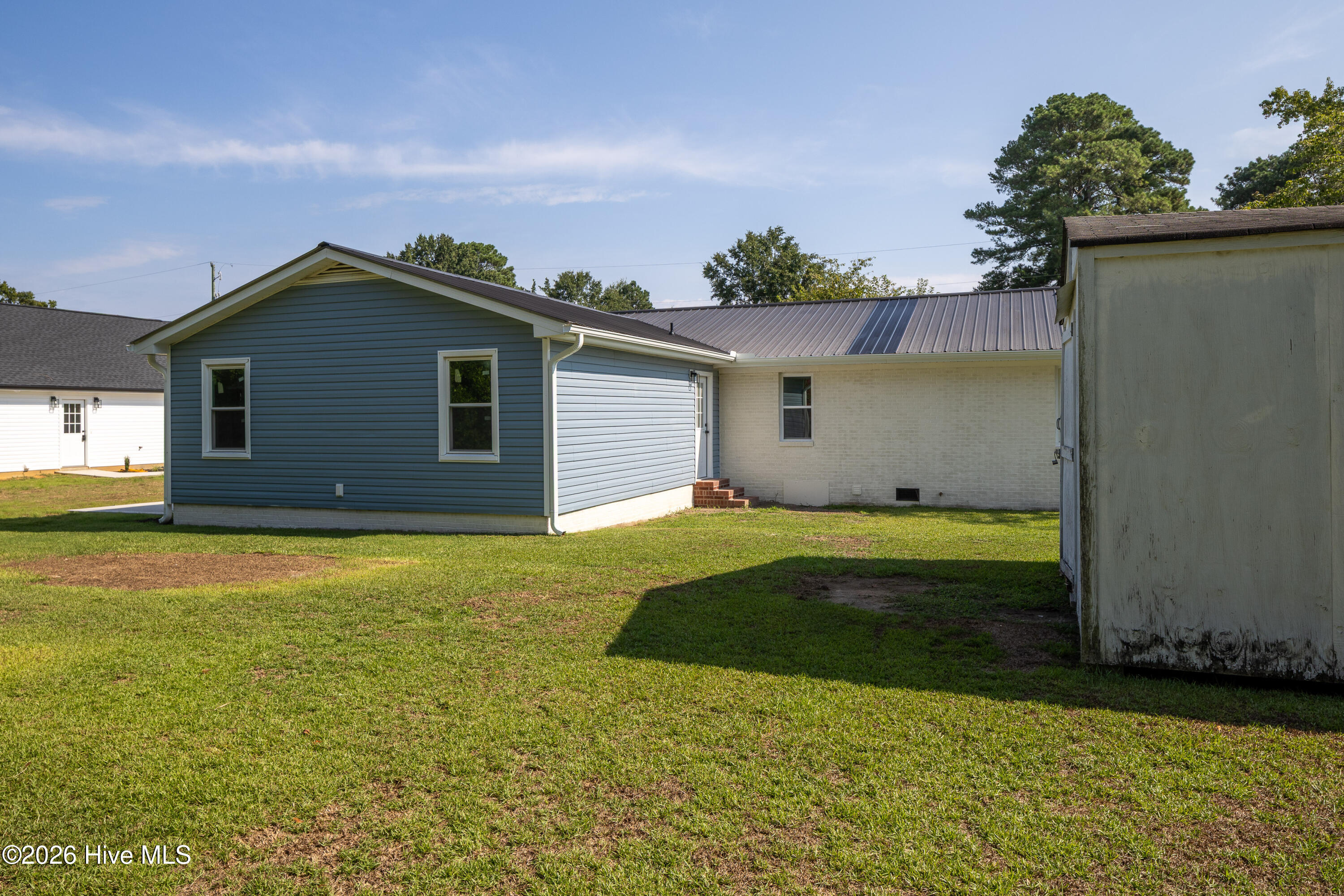 105 Harmon Street Property Photo 22