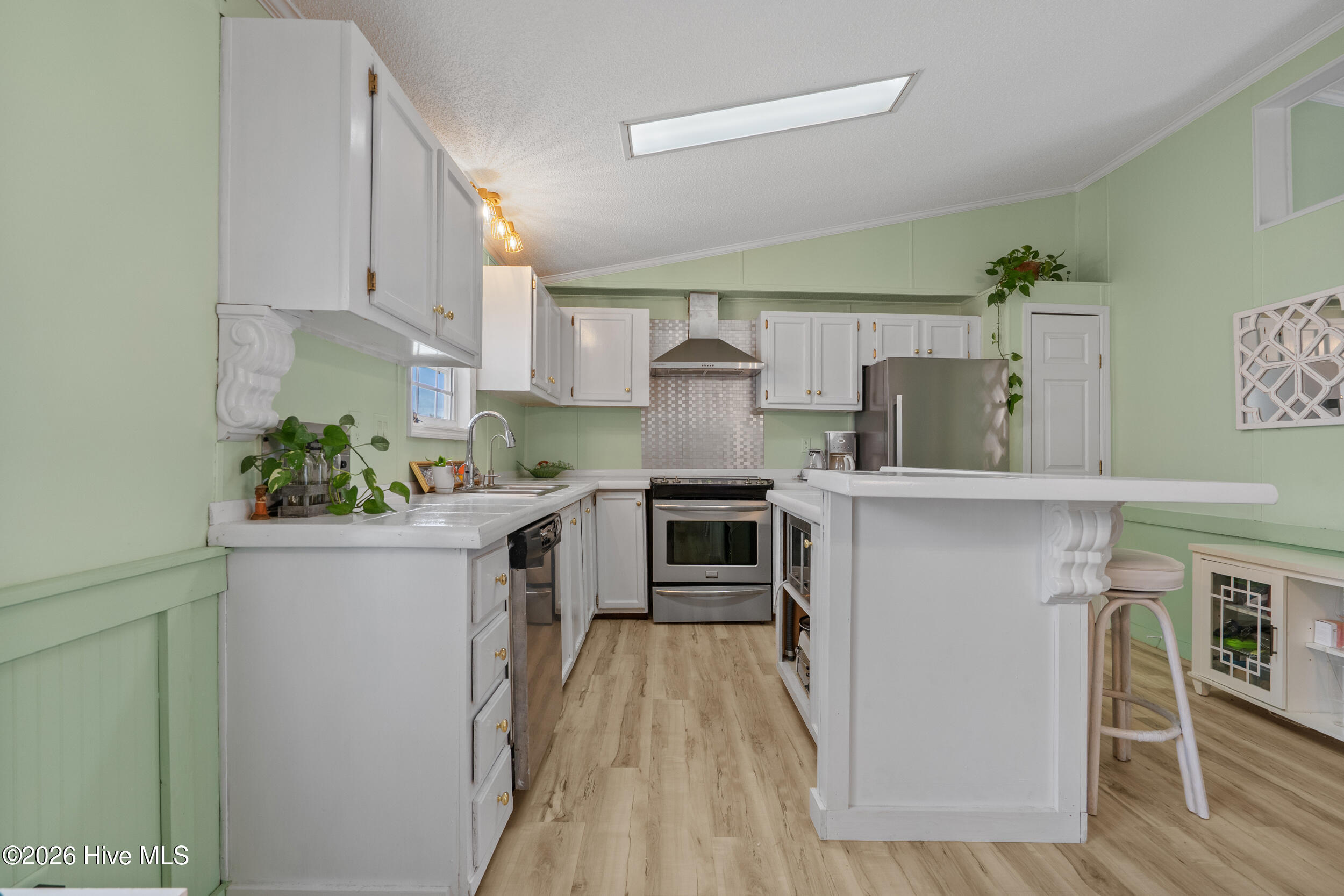 1085 Waterview Lane Property Photo 13