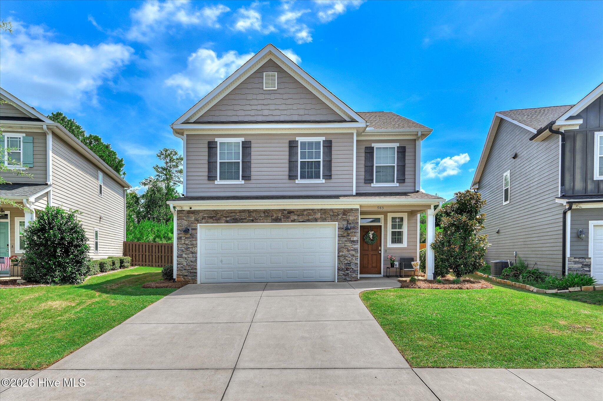 983 Glenhaven Drive Property Photo 1
