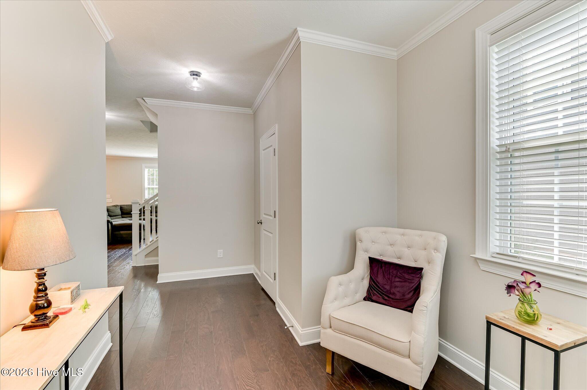983 Glenhaven Drive Property Photo 4