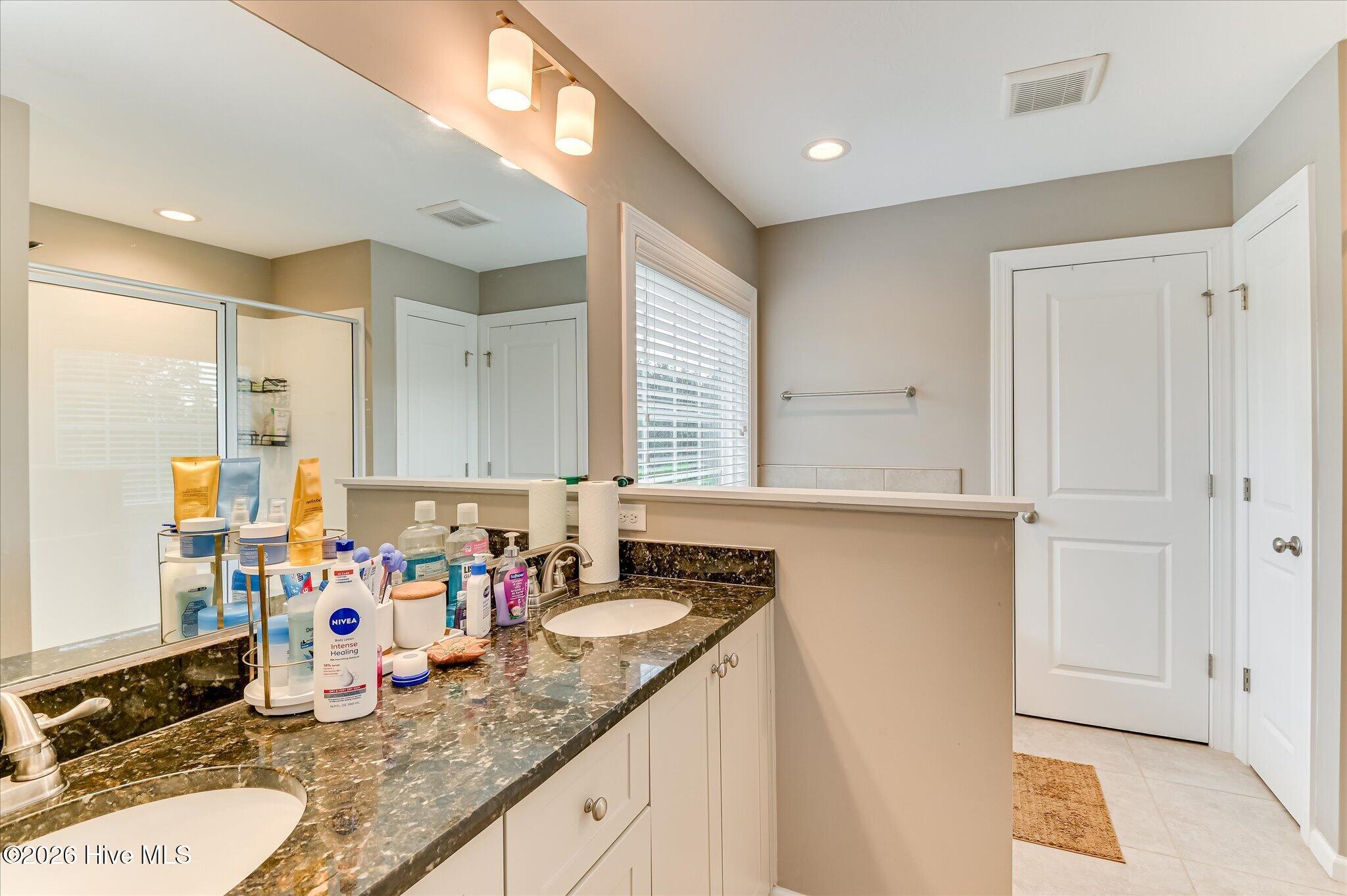 983 Glenhaven Drive Property Photo 20