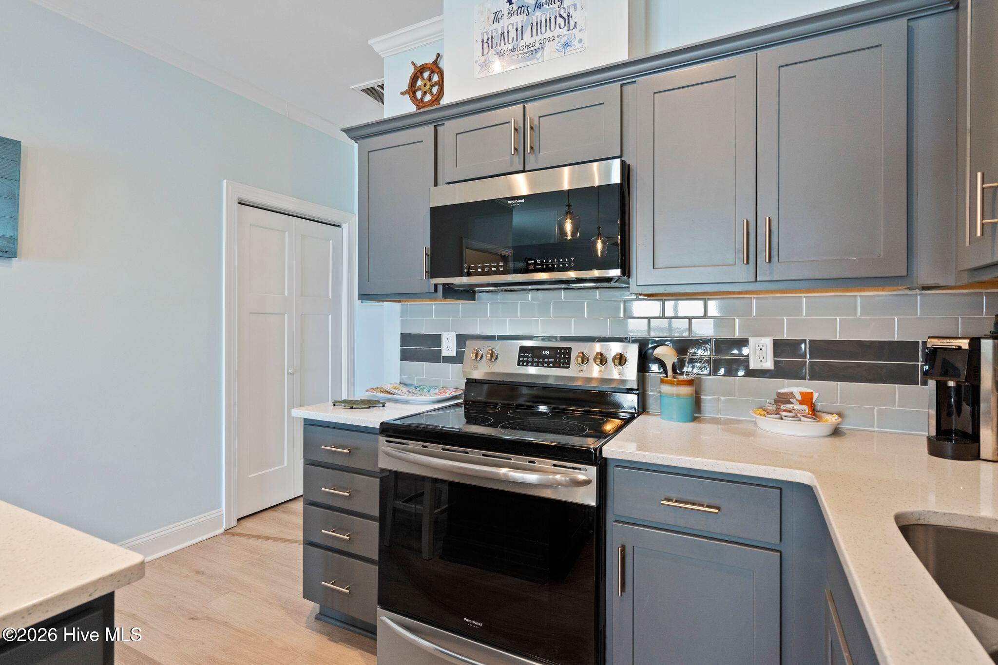 1792 New River Inlet Road Property Photo 19