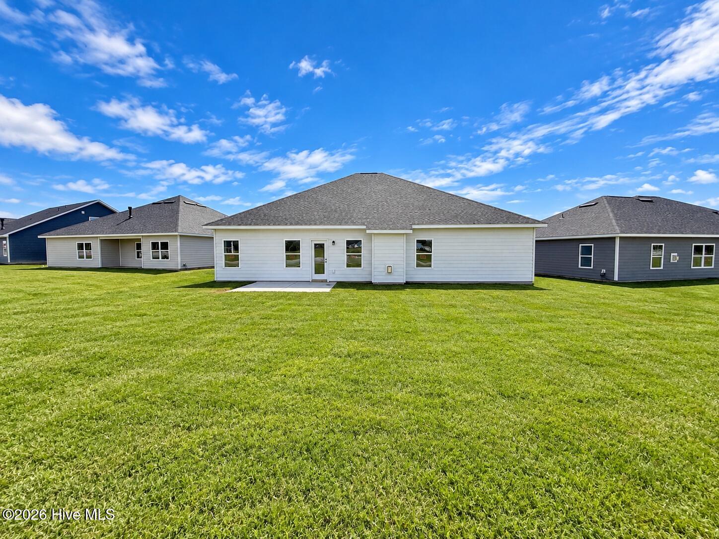 2129 Sandbrook Loop Property Photo 4