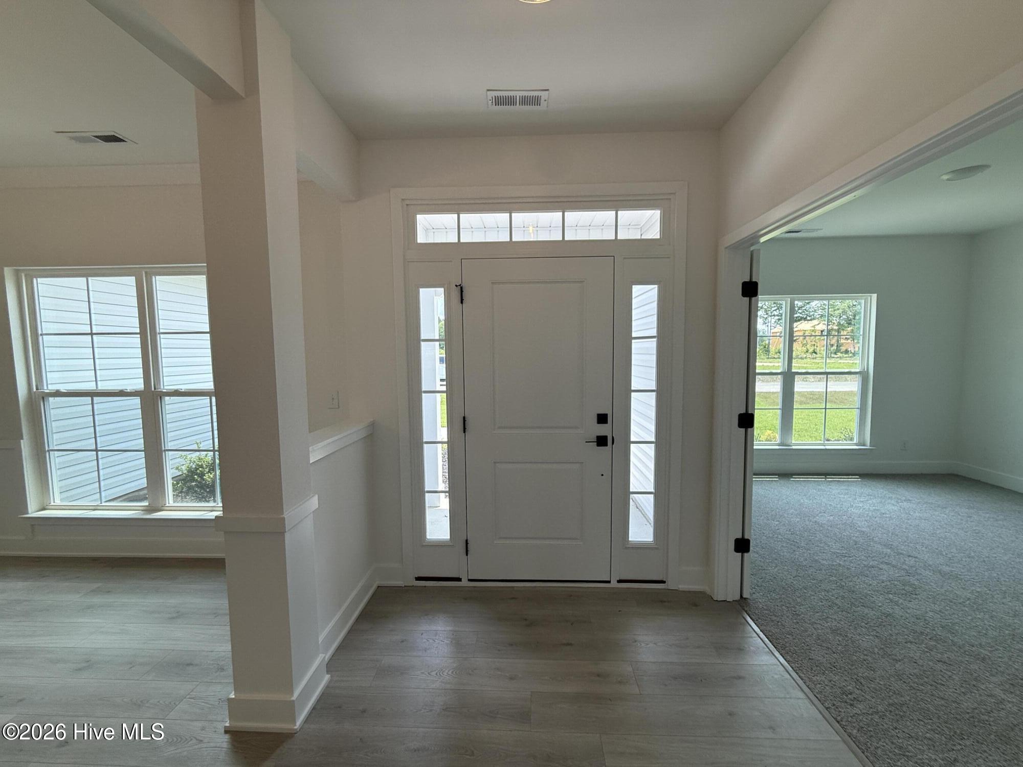 2129 Sandbrook Loop Property Photo 7