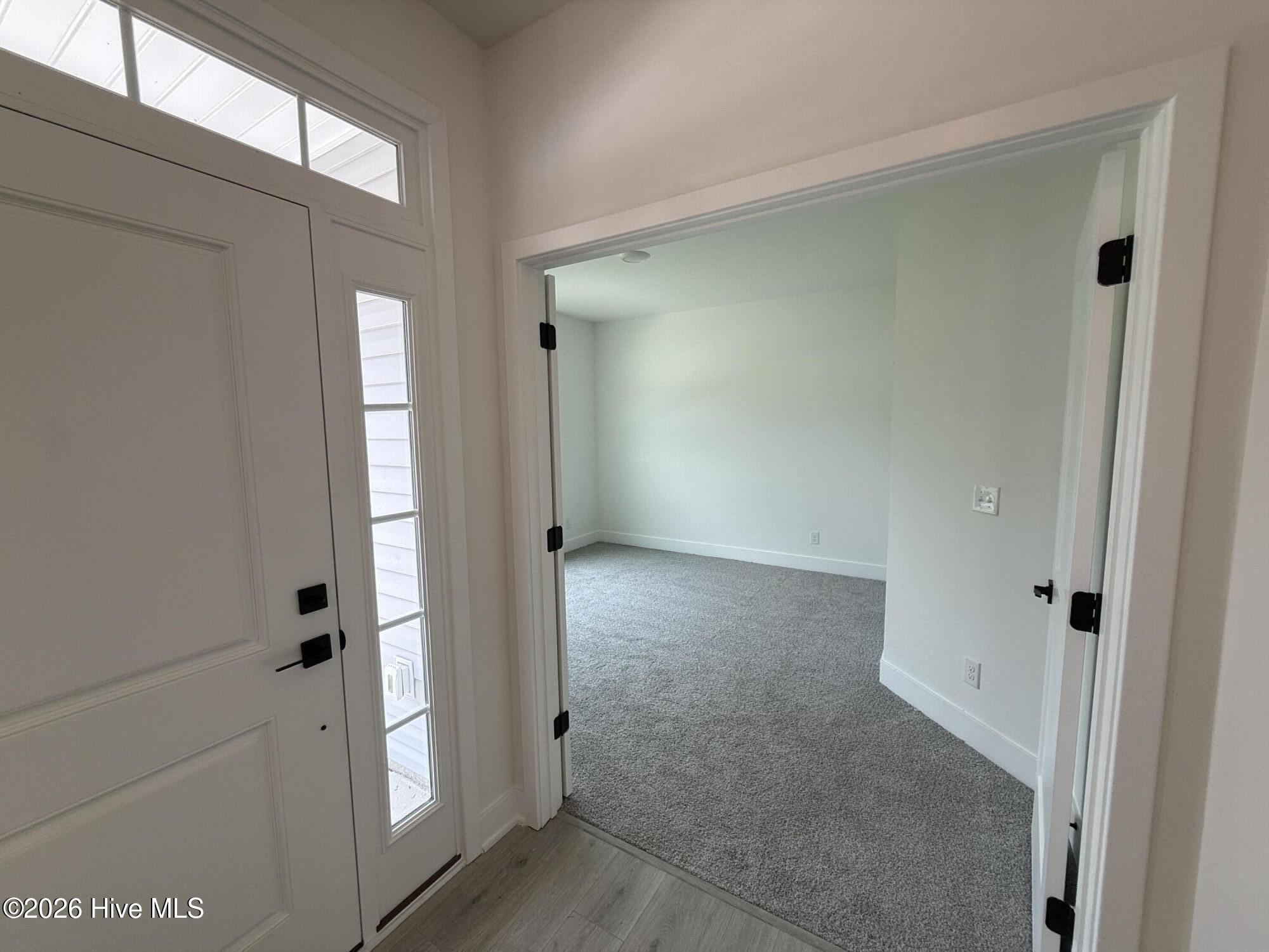 2129 Sandbrook Loop Property Photo 8