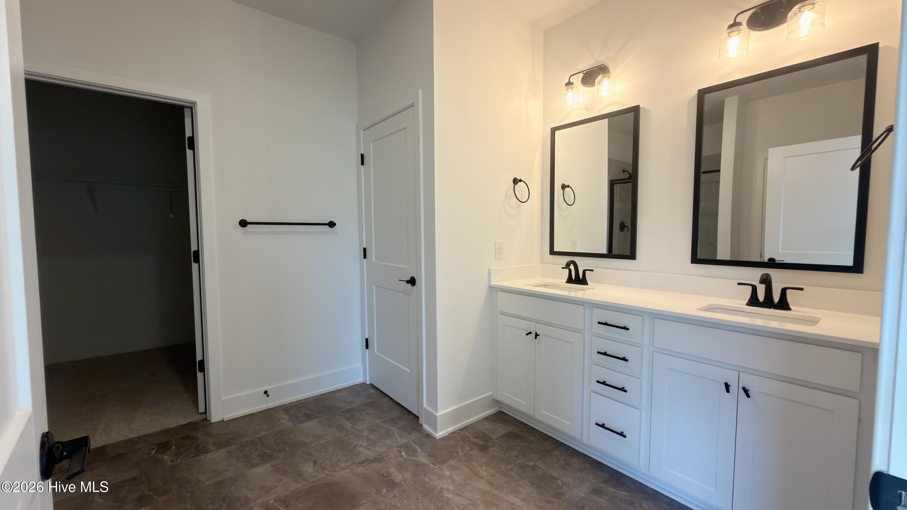 2129 Sandbrook Loop Property Photo 23