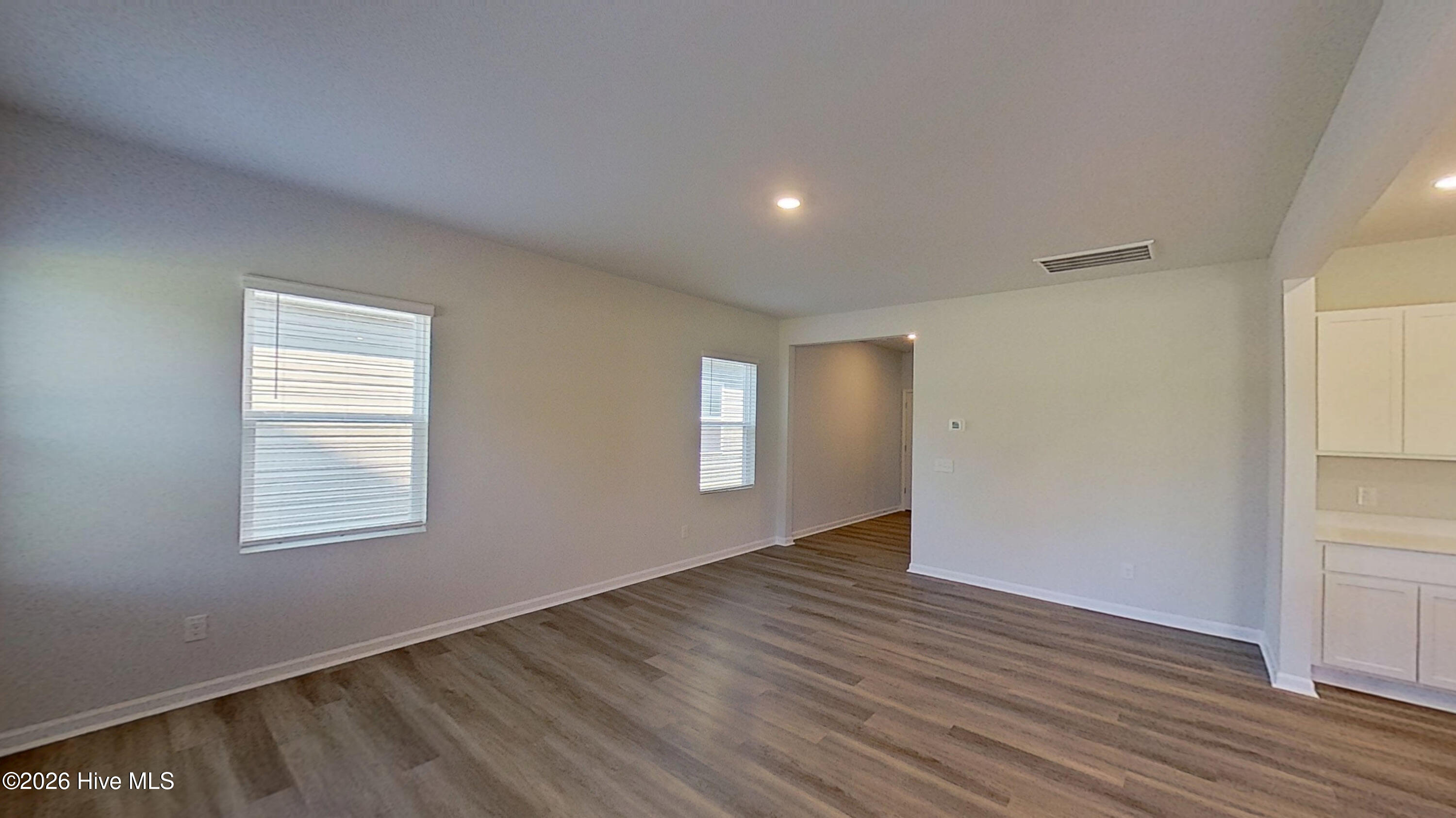 1095 Hanson Drive Property Photo 4