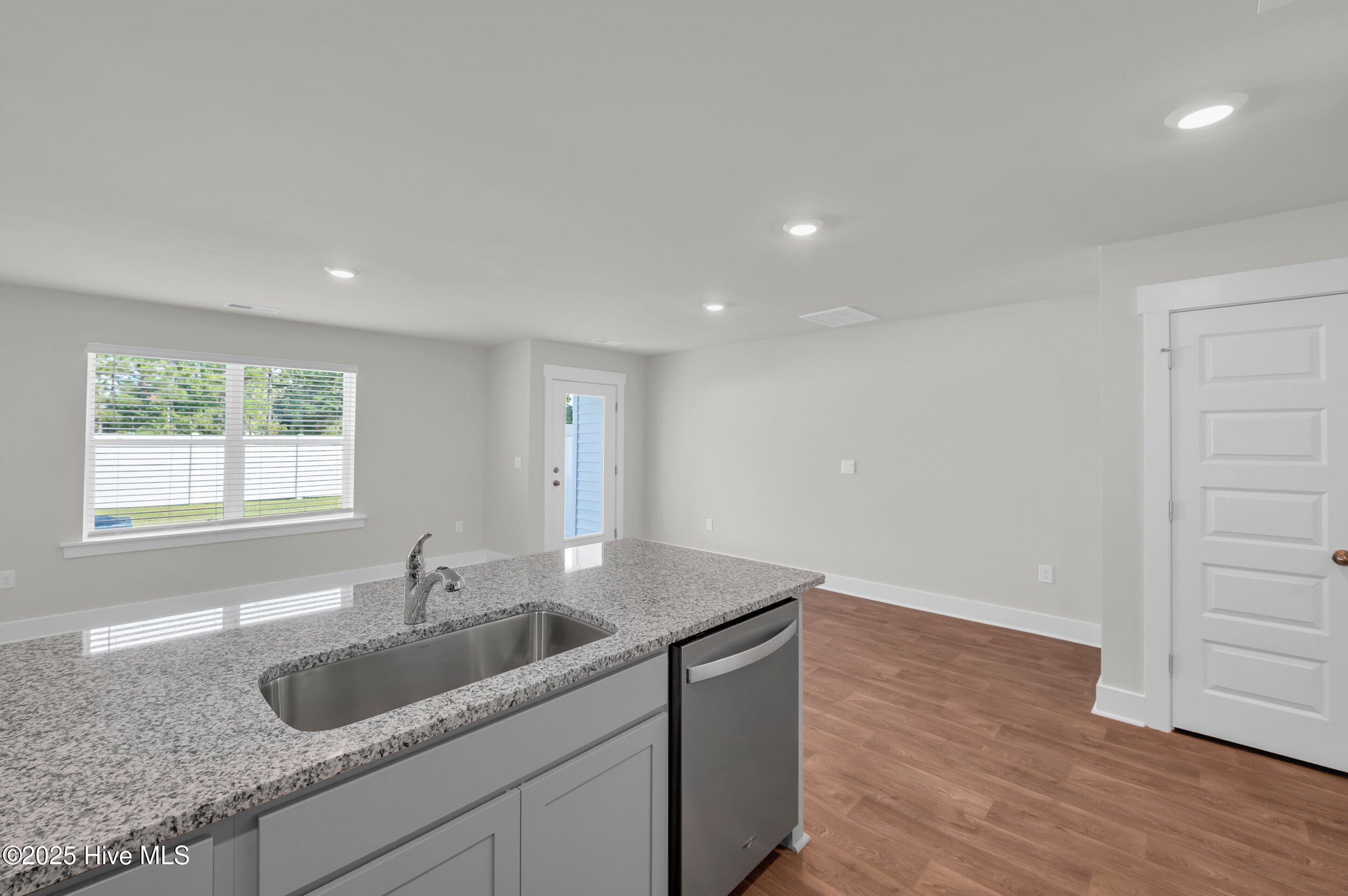 123 S Grassland Road Property Photo 9