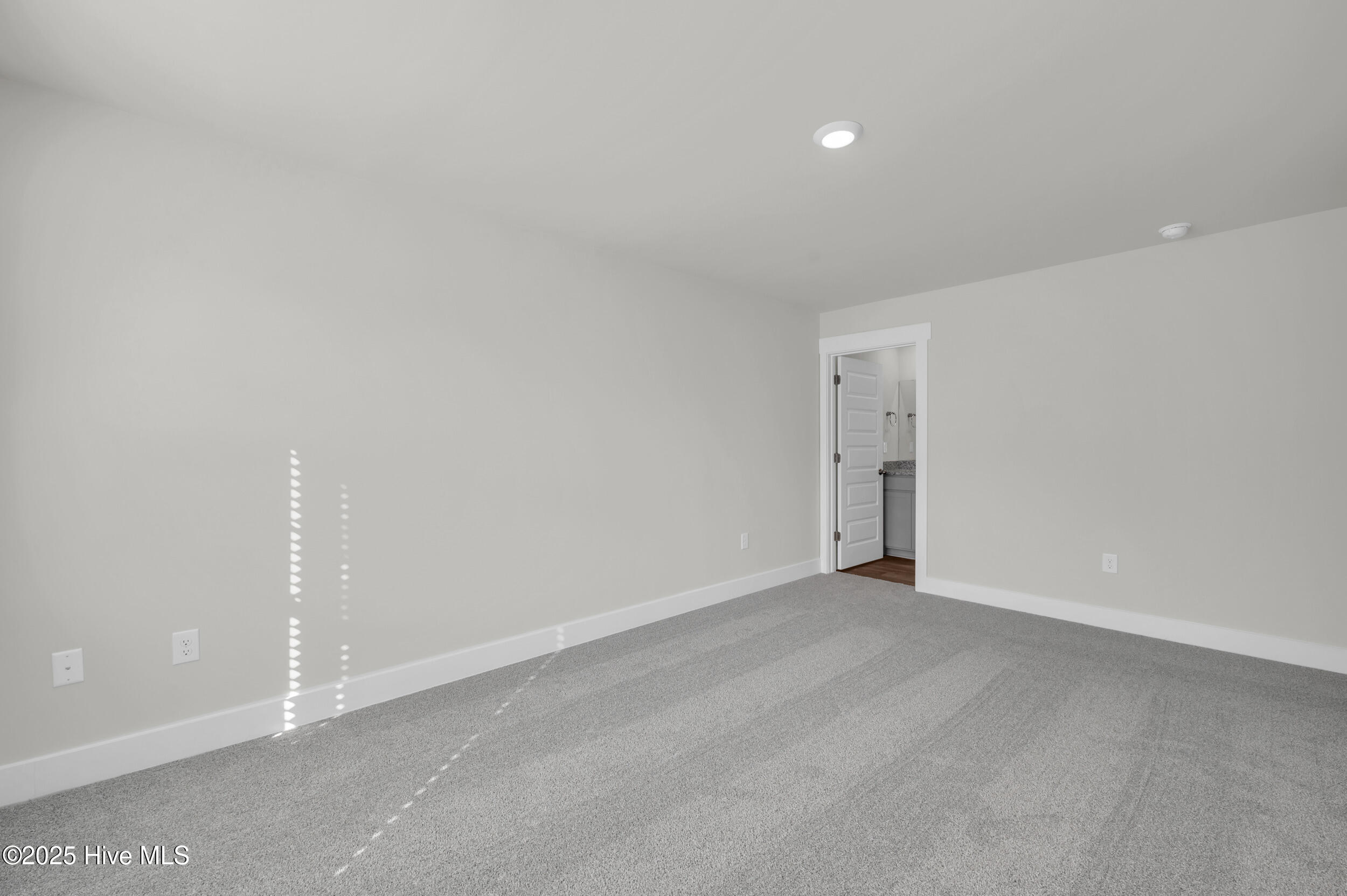 123 S Grassland Road Property Photo 17