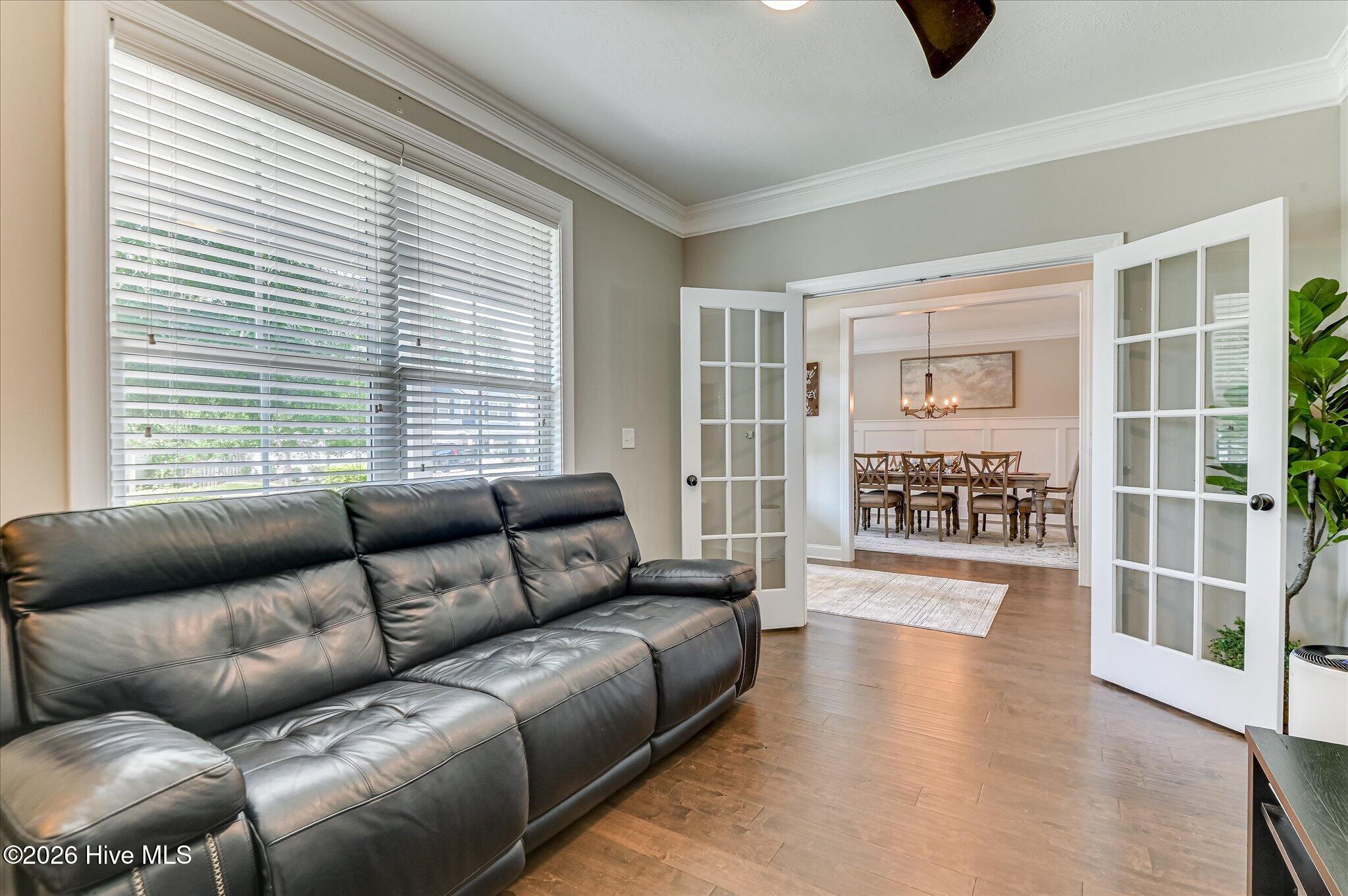 5750 Whispering Pines Way Property Photo 10