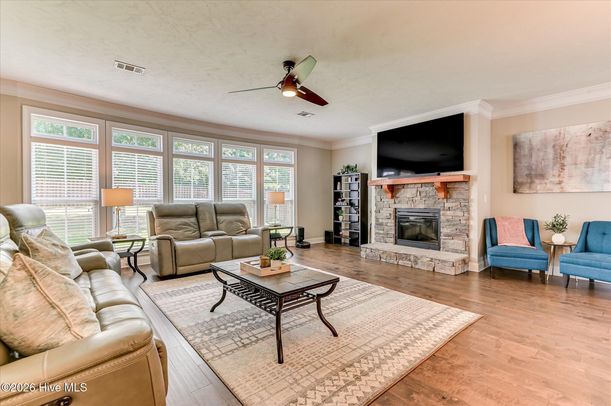 5750 Whispering Pines Way Property Photo 13