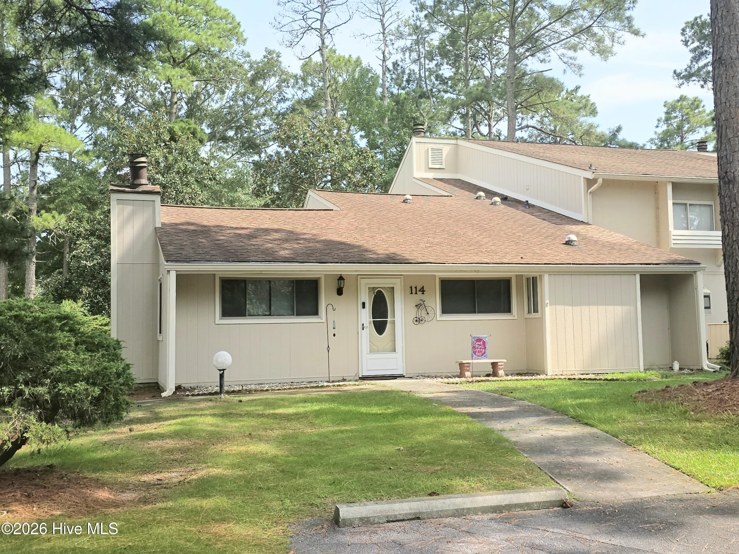 114 Quarterdeck Property Photo 1