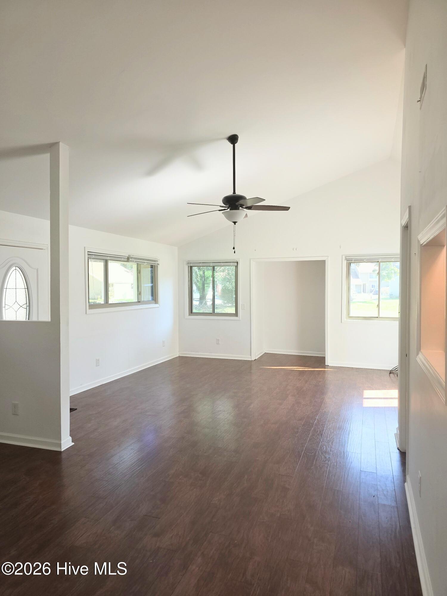 114 Quarterdeck Property Photo 13