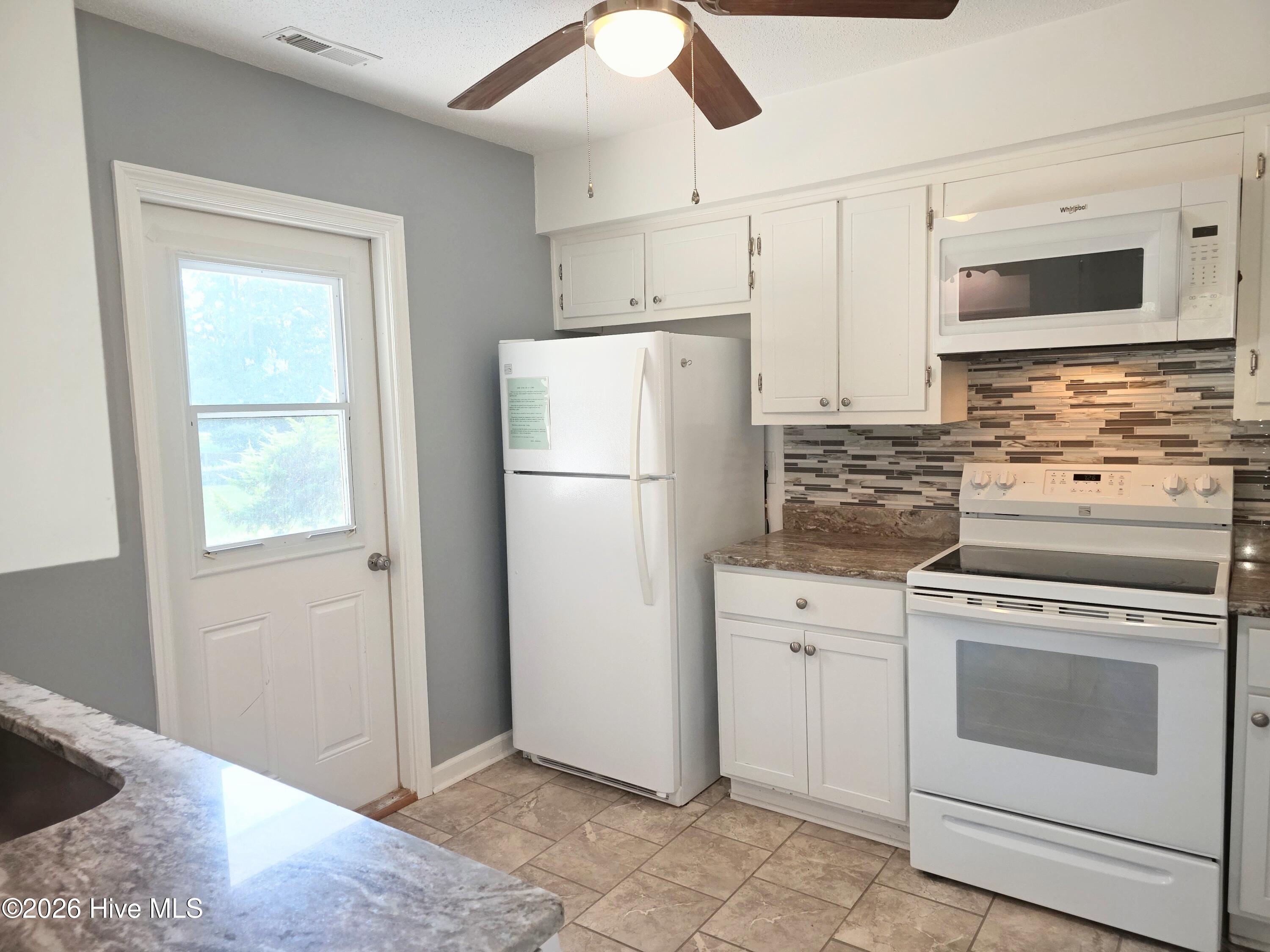 114 Quarterdeck Property Photo 14