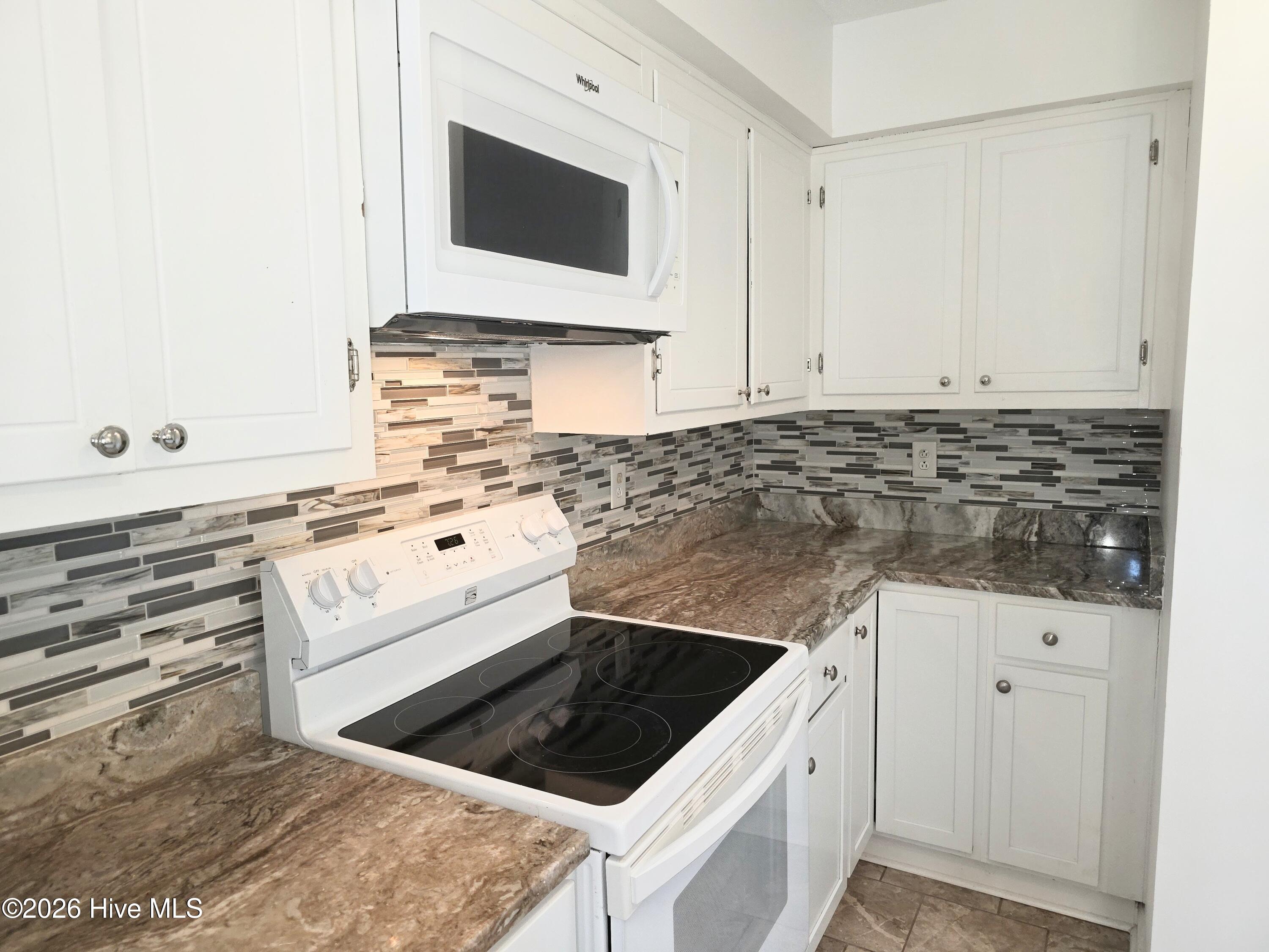 114 Quarterdeck Property Photo 16