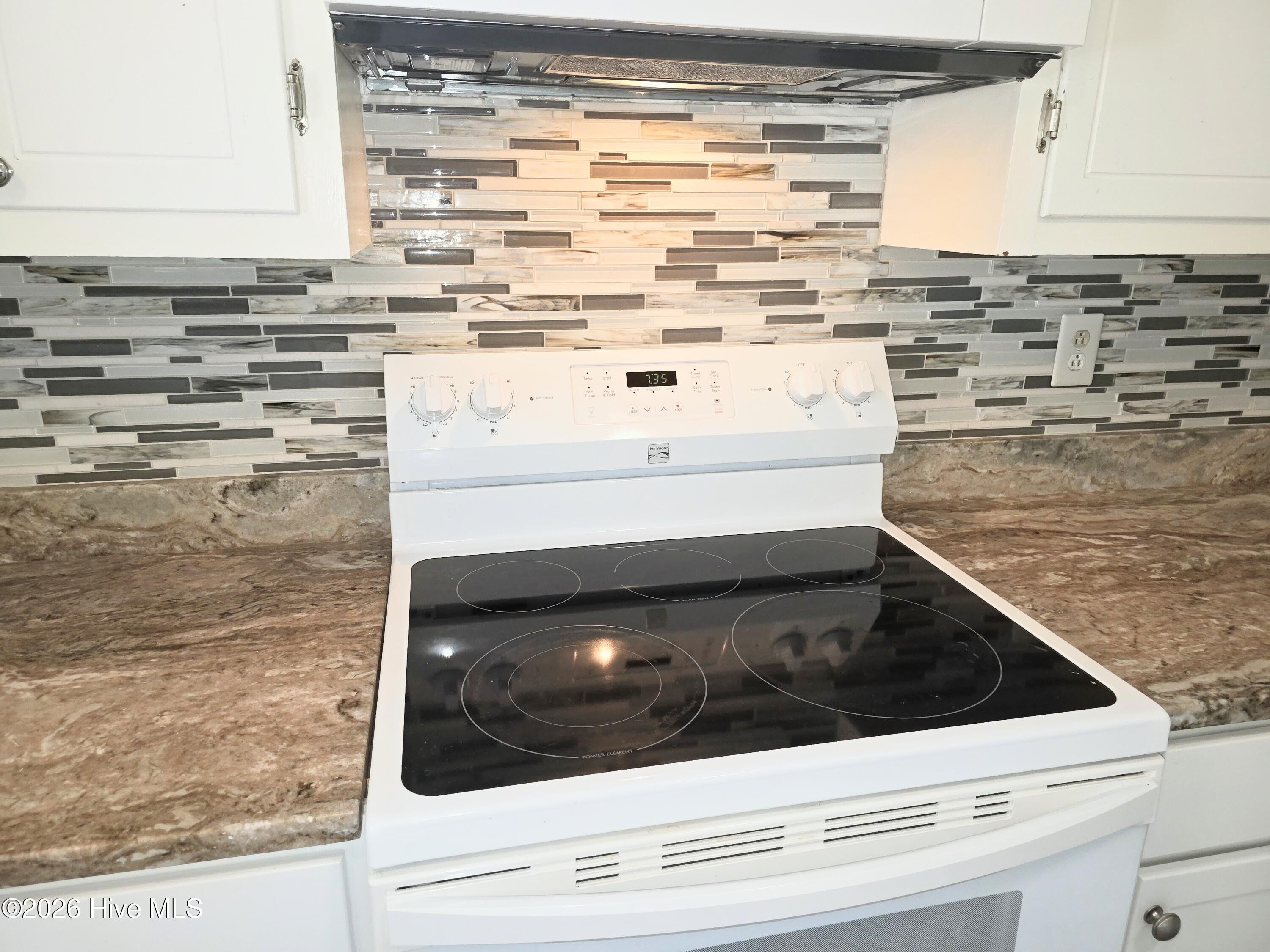114 Quarterdeck Property Photo 17