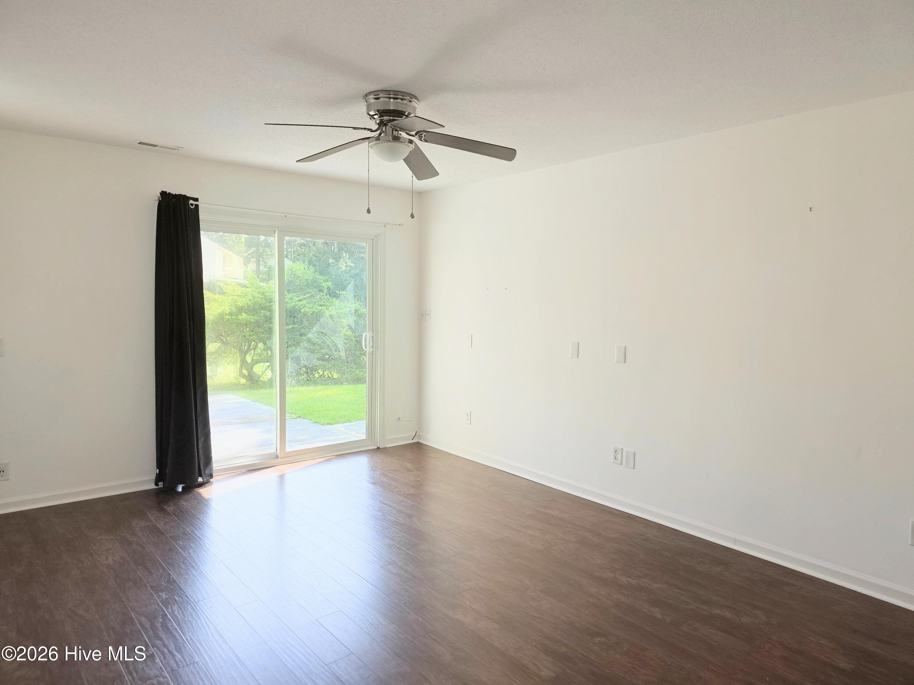 114 Quarterdeck Property Photo 25
