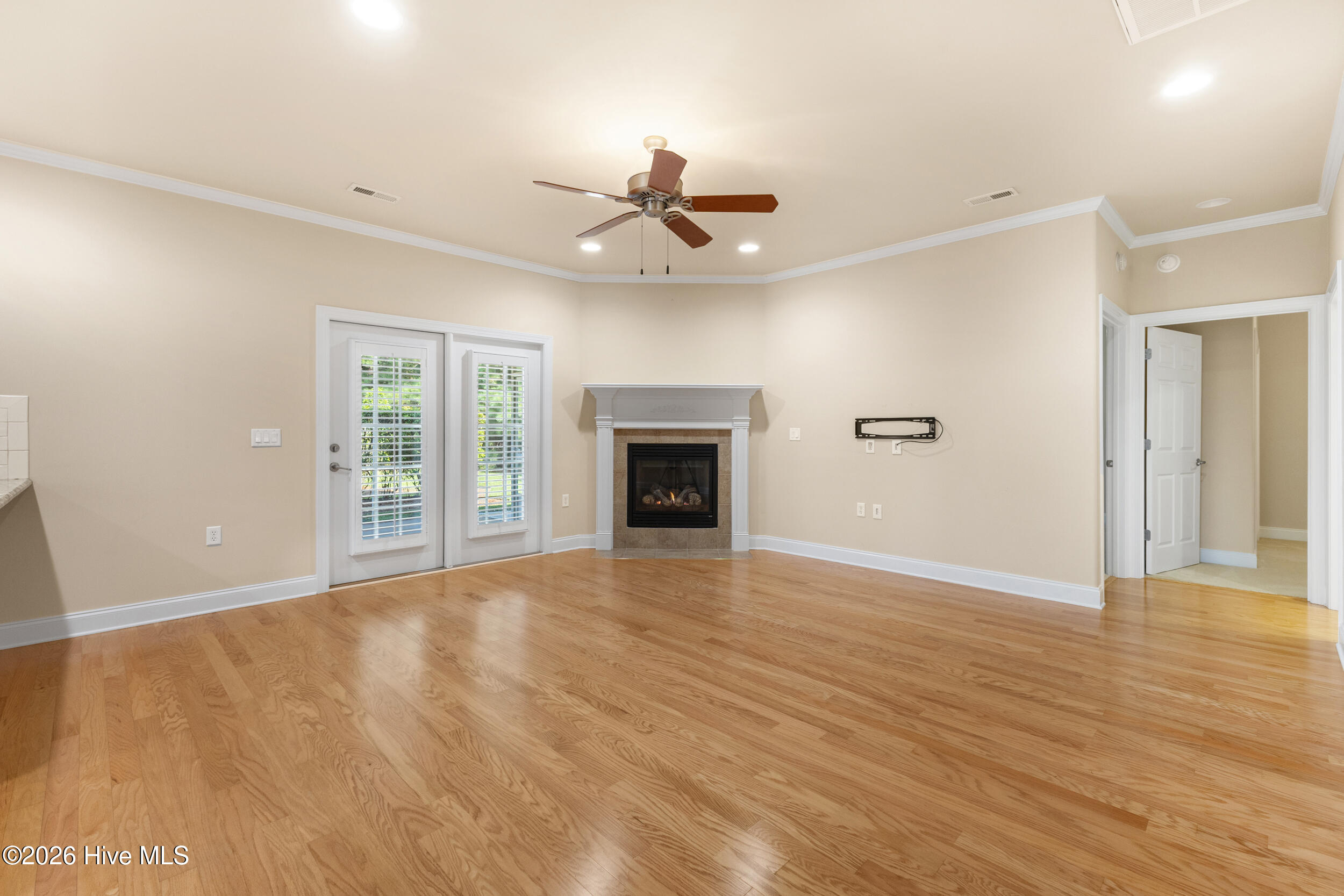 1113 Springfield Drive Property Photo 8