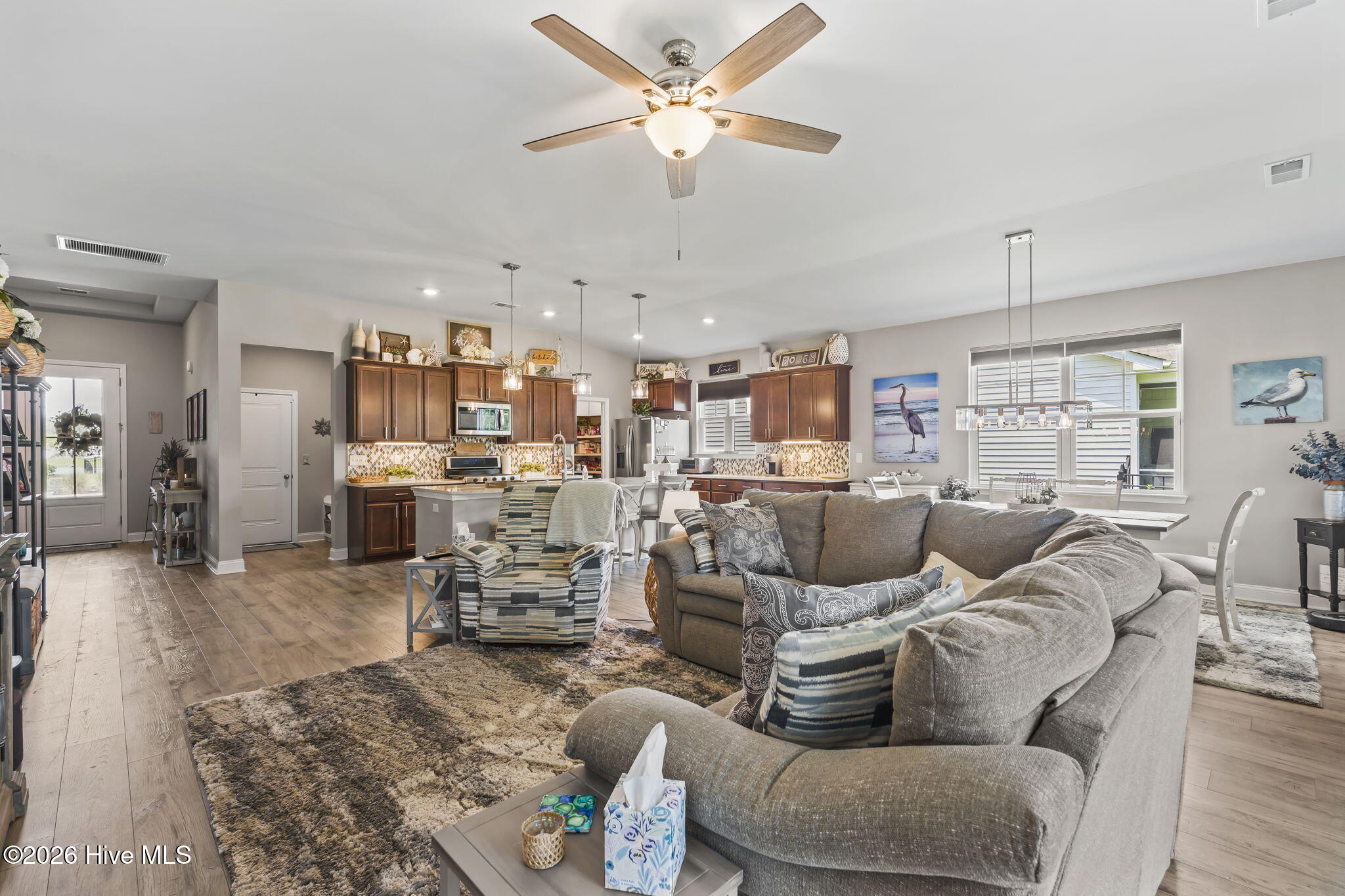 450 Mcalister Drive Property Photo 13