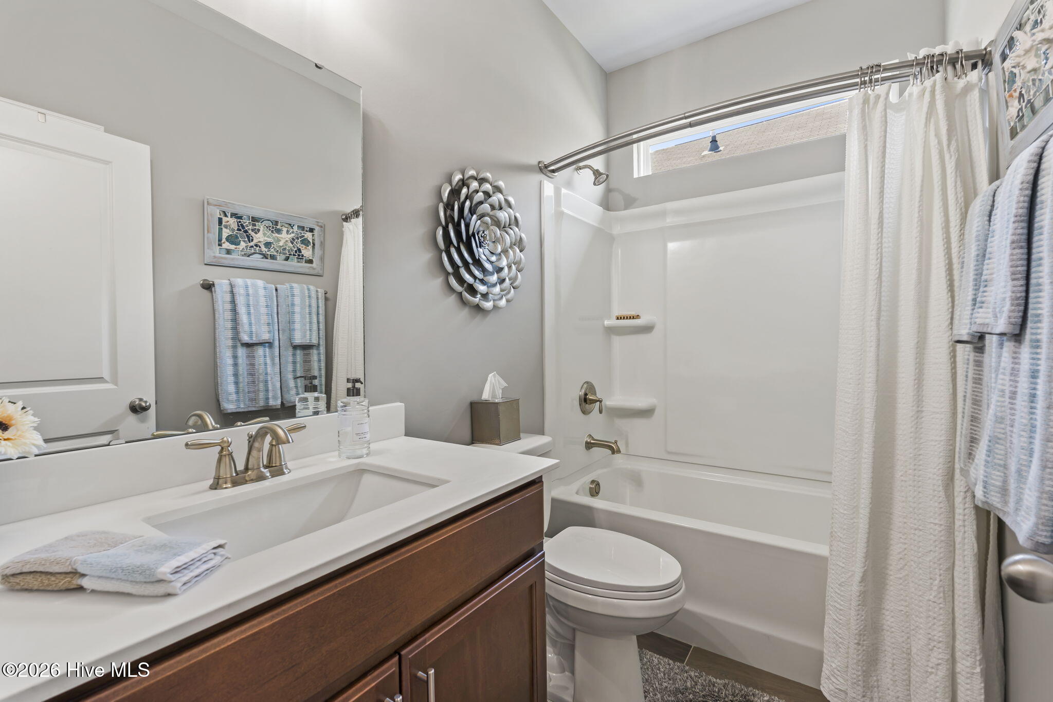 450 Mcalister Drive Property Photo 22