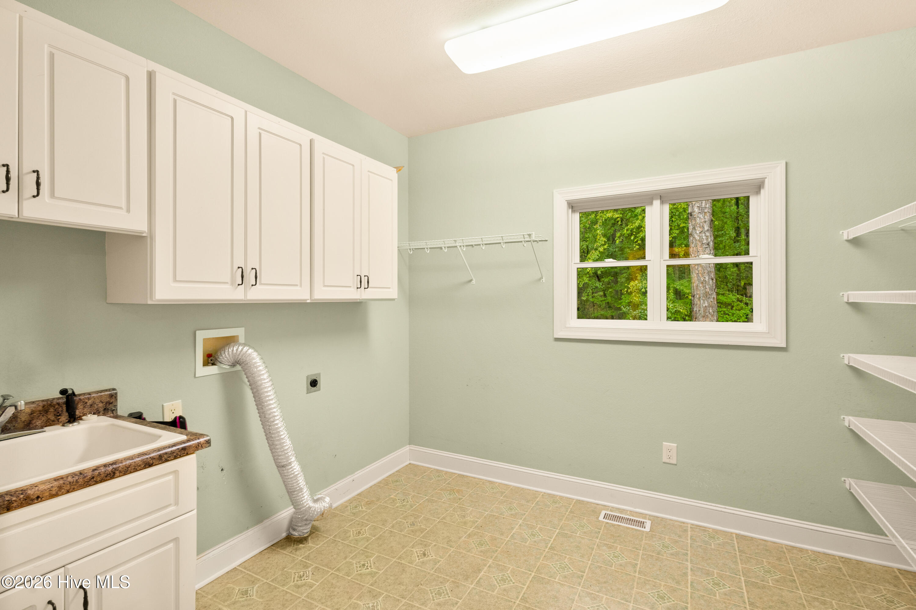 214 Holly Lane Property Photo 23