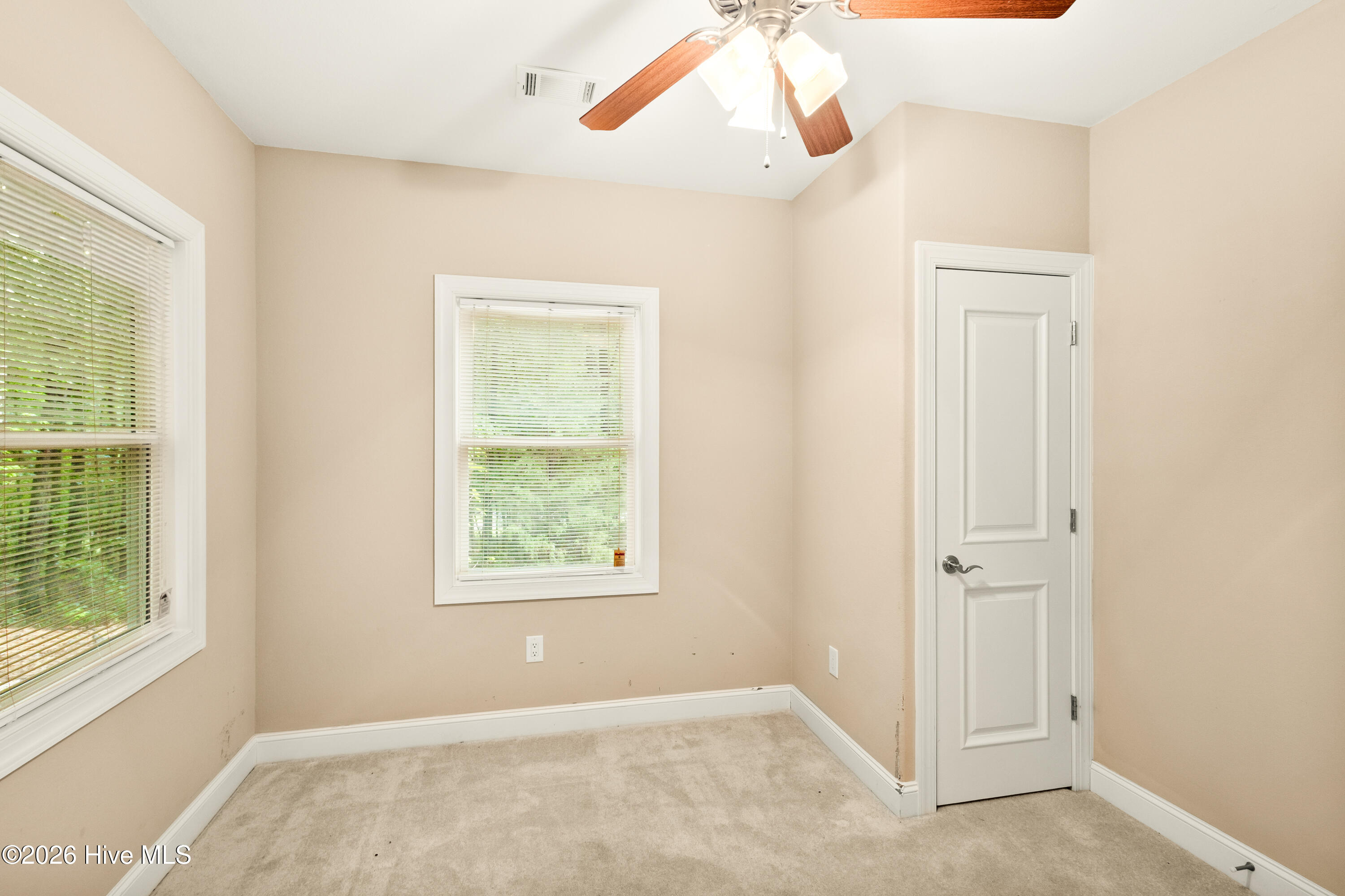 214 Holly Lane Property Photo 39