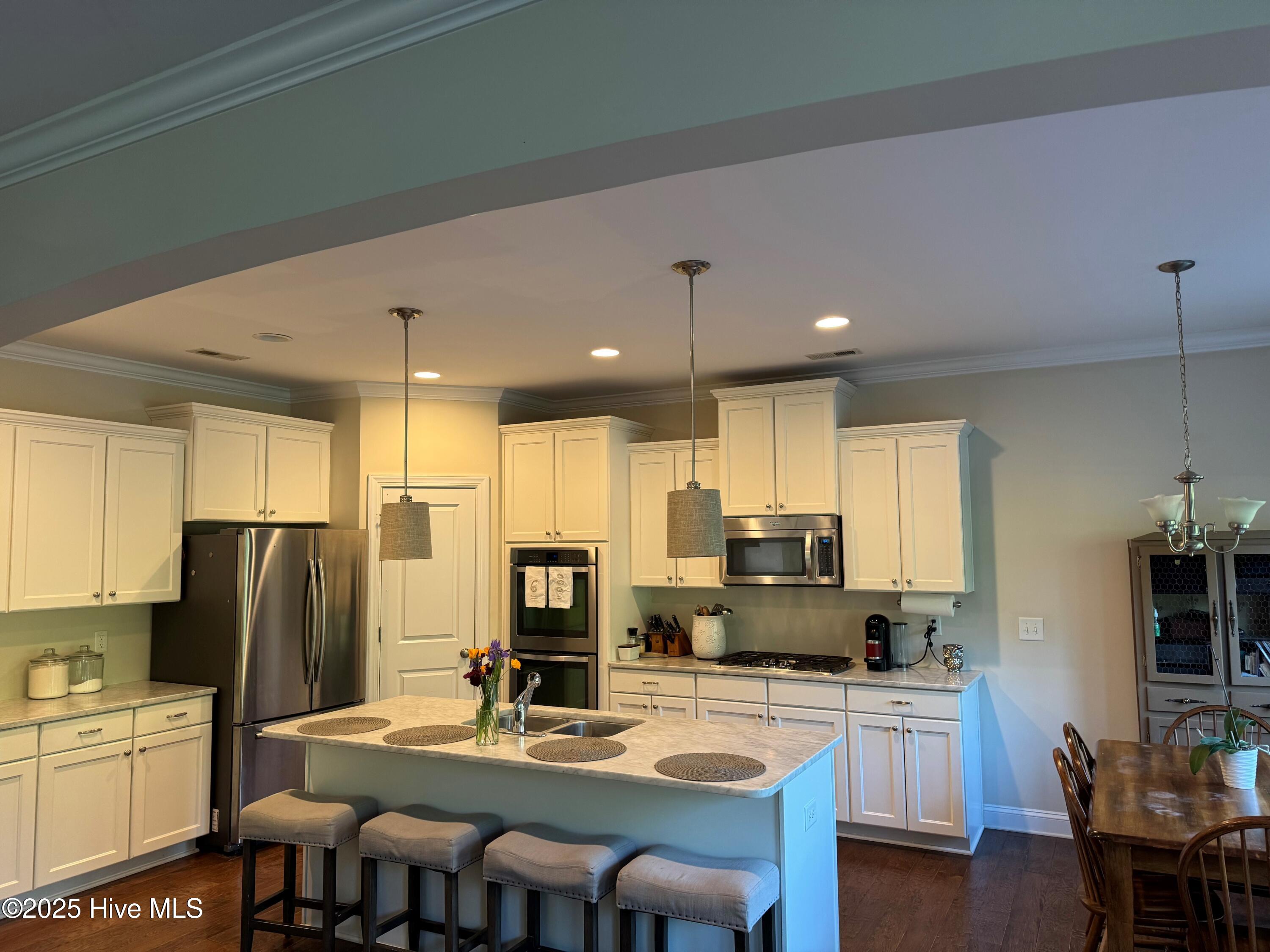 417 Wolfe Lane Property Photo 6