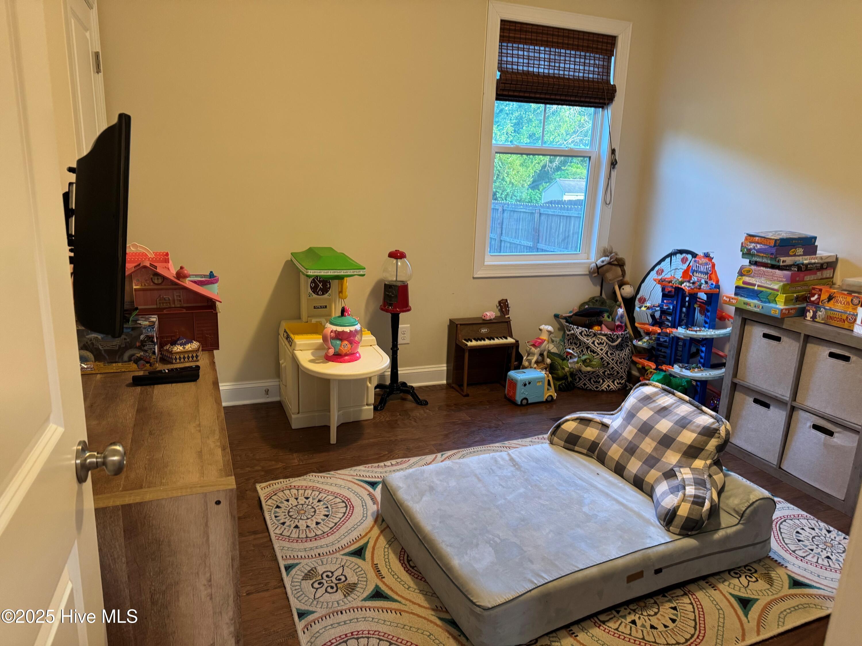 417 Wolfe Lane Property Photo 11