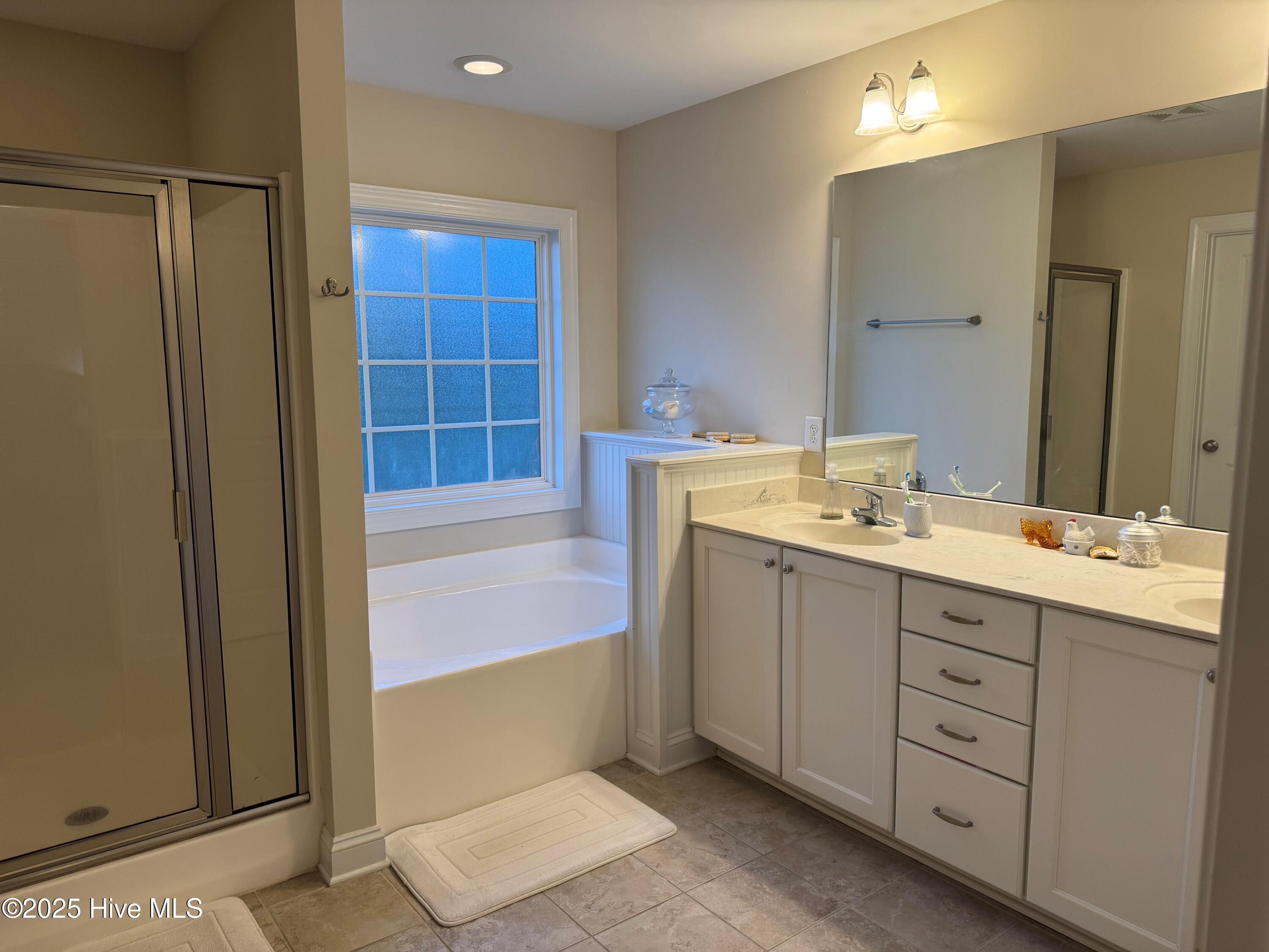 417 Wolfe Lane Property Photo 14