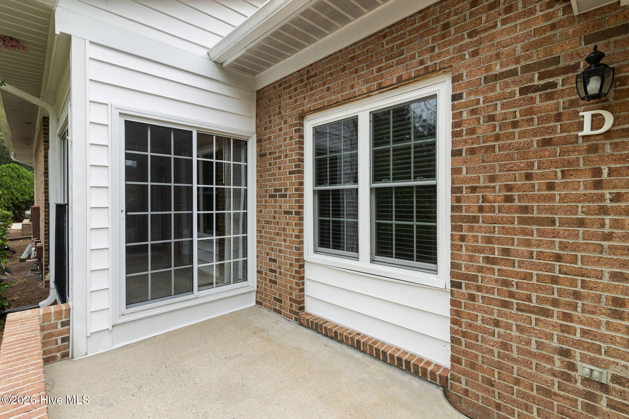 12 Pinehurst Manor Drive D Property Photo 4