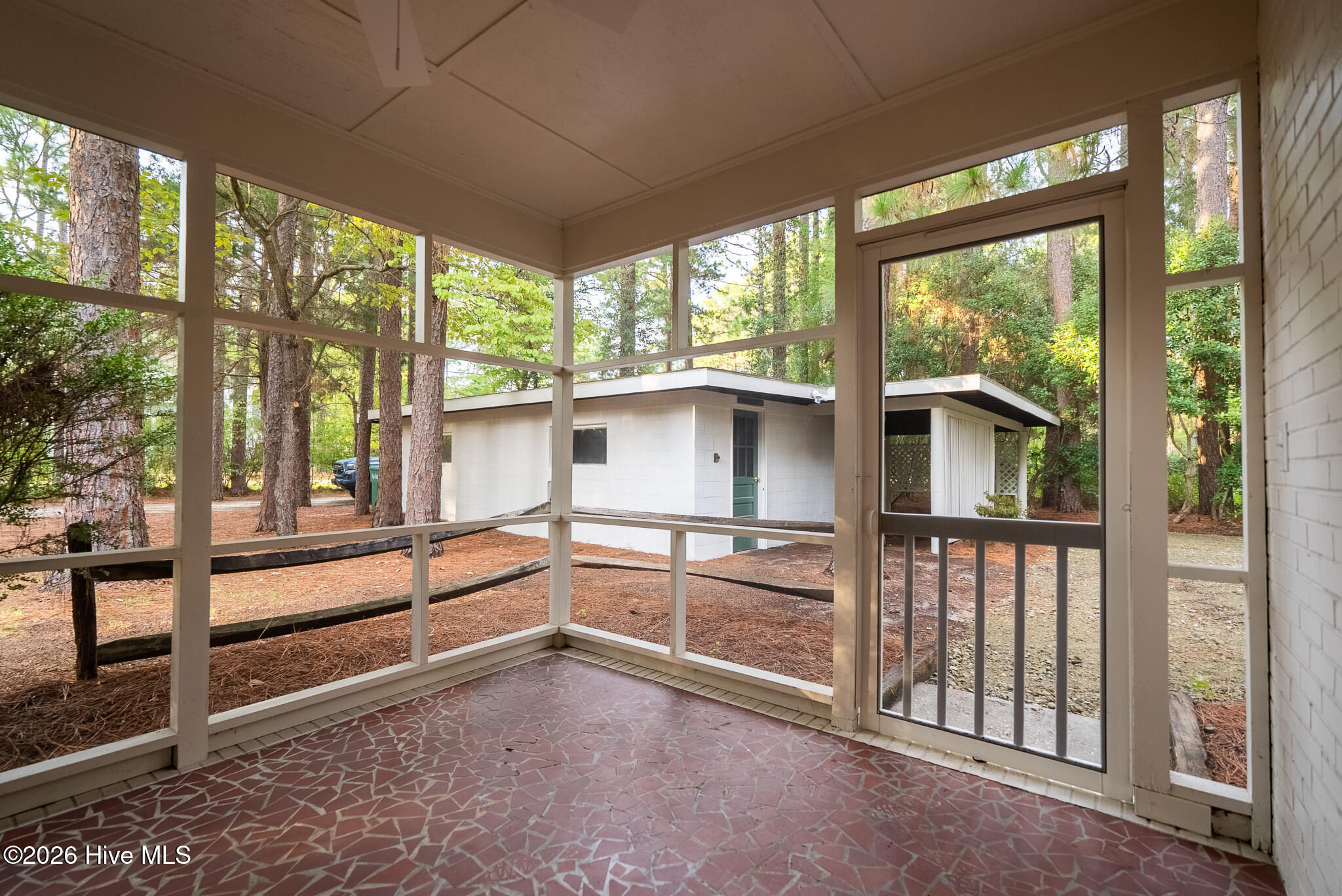 4604 Airport Road Property Photo 7