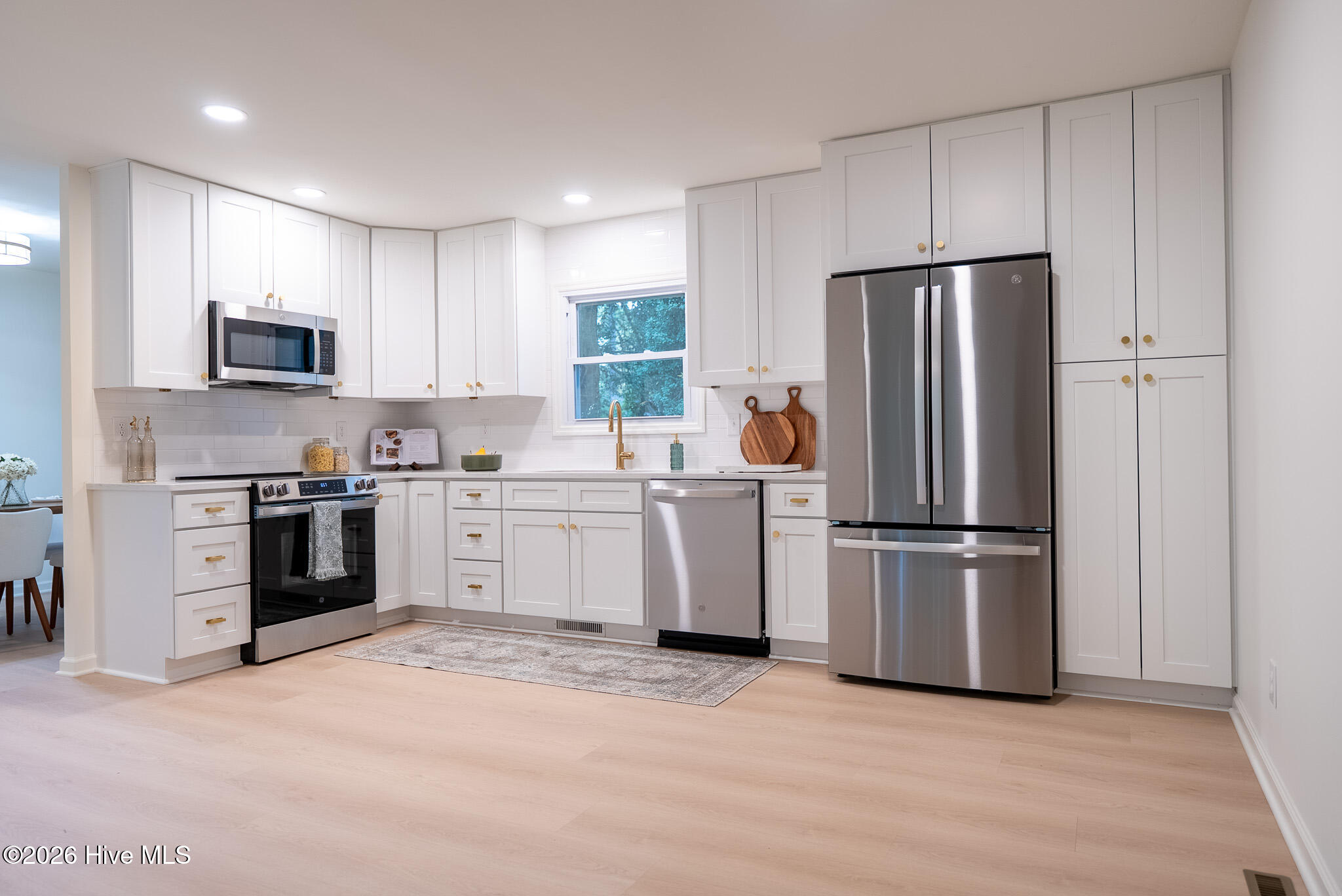 4604 Airport Road Property Photo 11