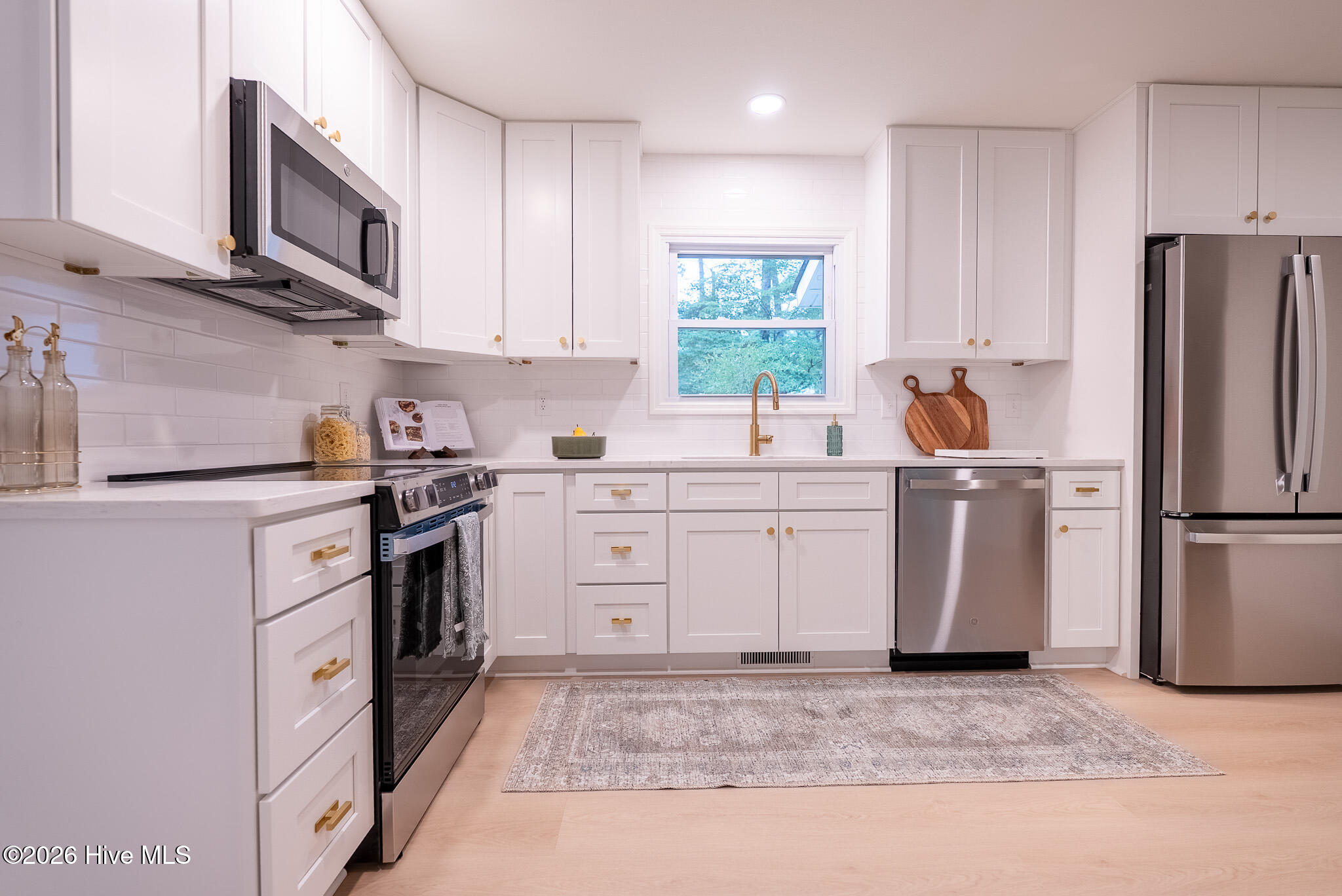 4604 Airport Road Property Photo 14